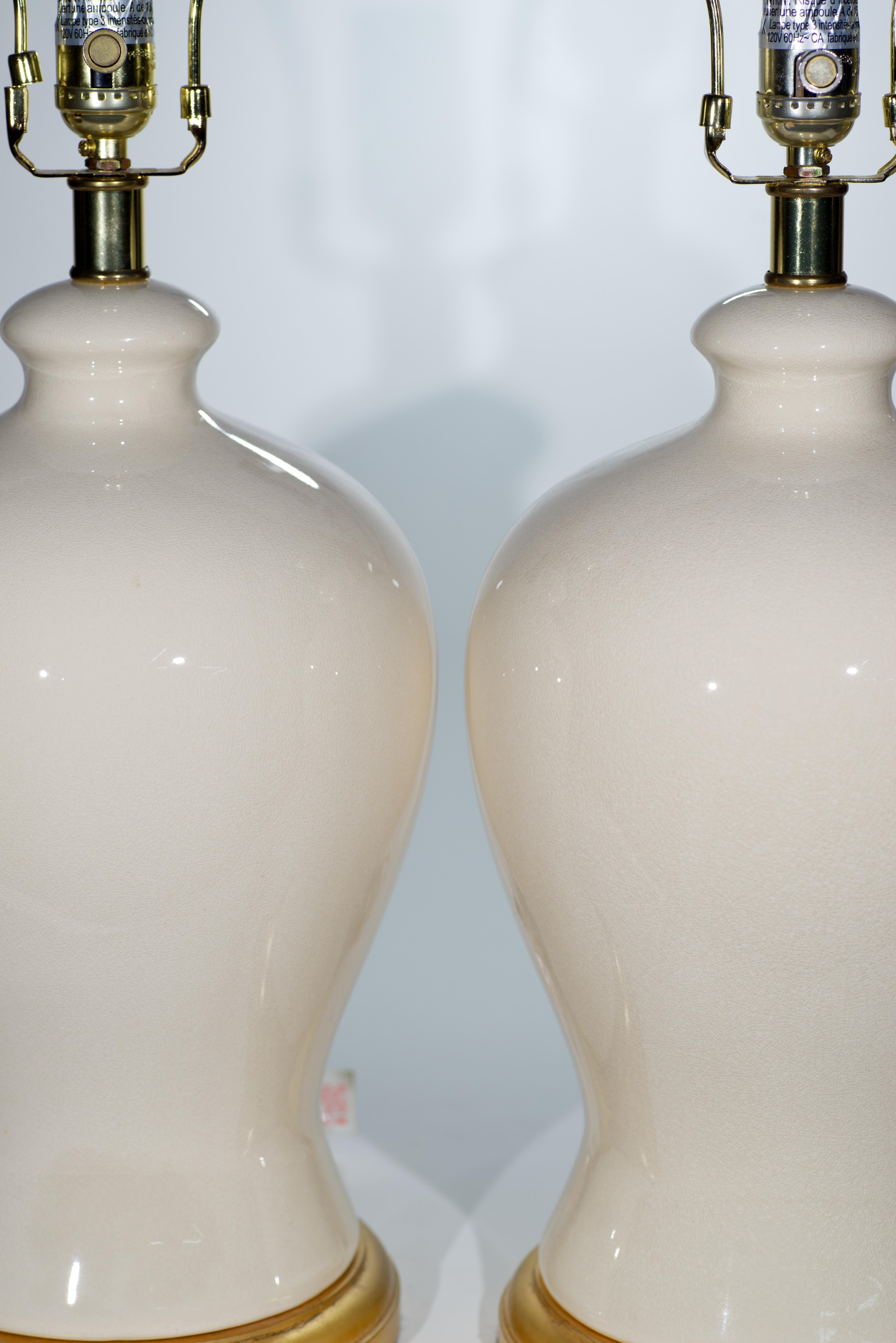 Mid-Century Modern Ralph Lauren Pair of Large Urn Table Lamps, White Craquelure Glaze
