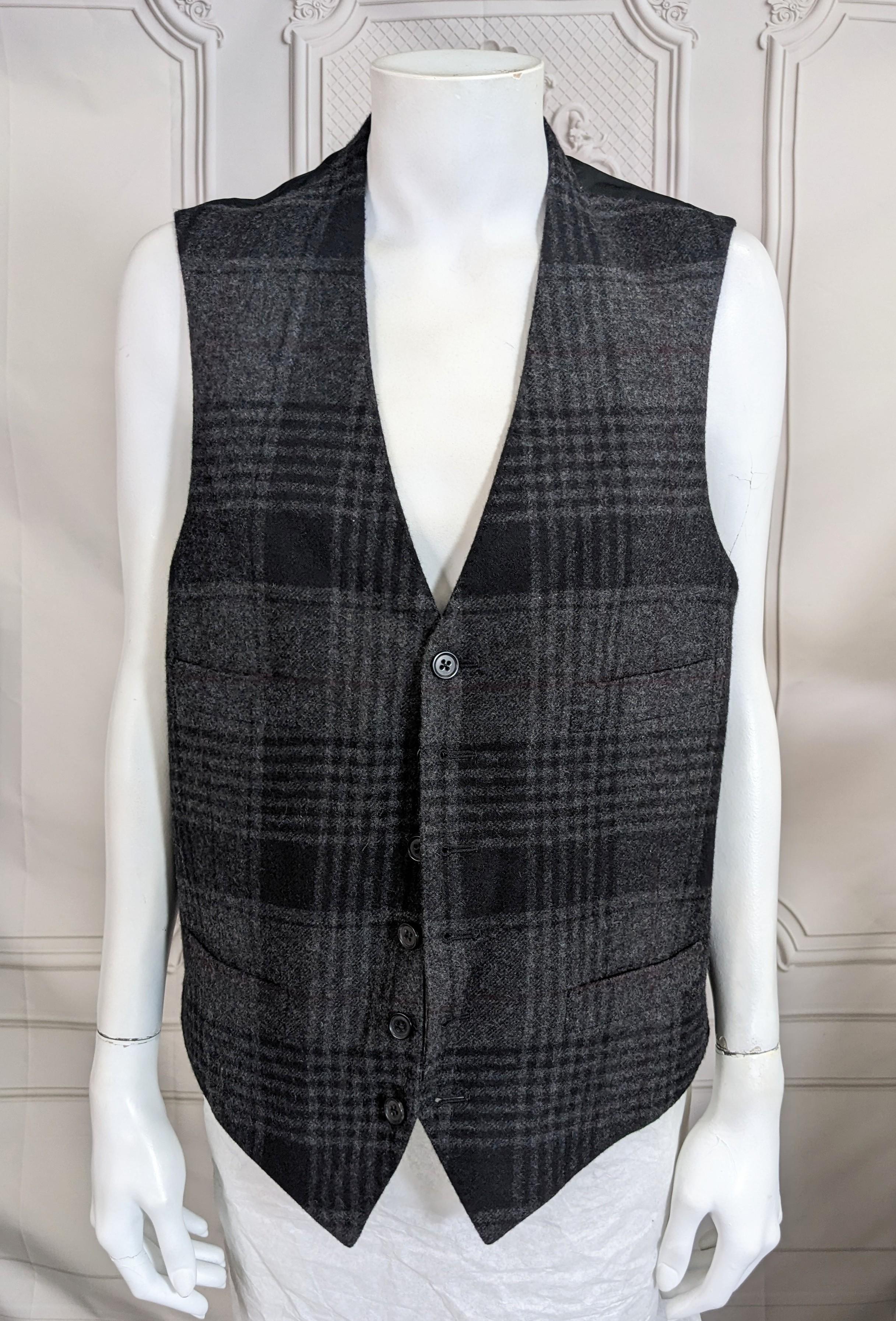 Gilet en cachemire à carreaux pour hommes de Ralph Lauren, Label violet Excellent état - En vente à New York, NY