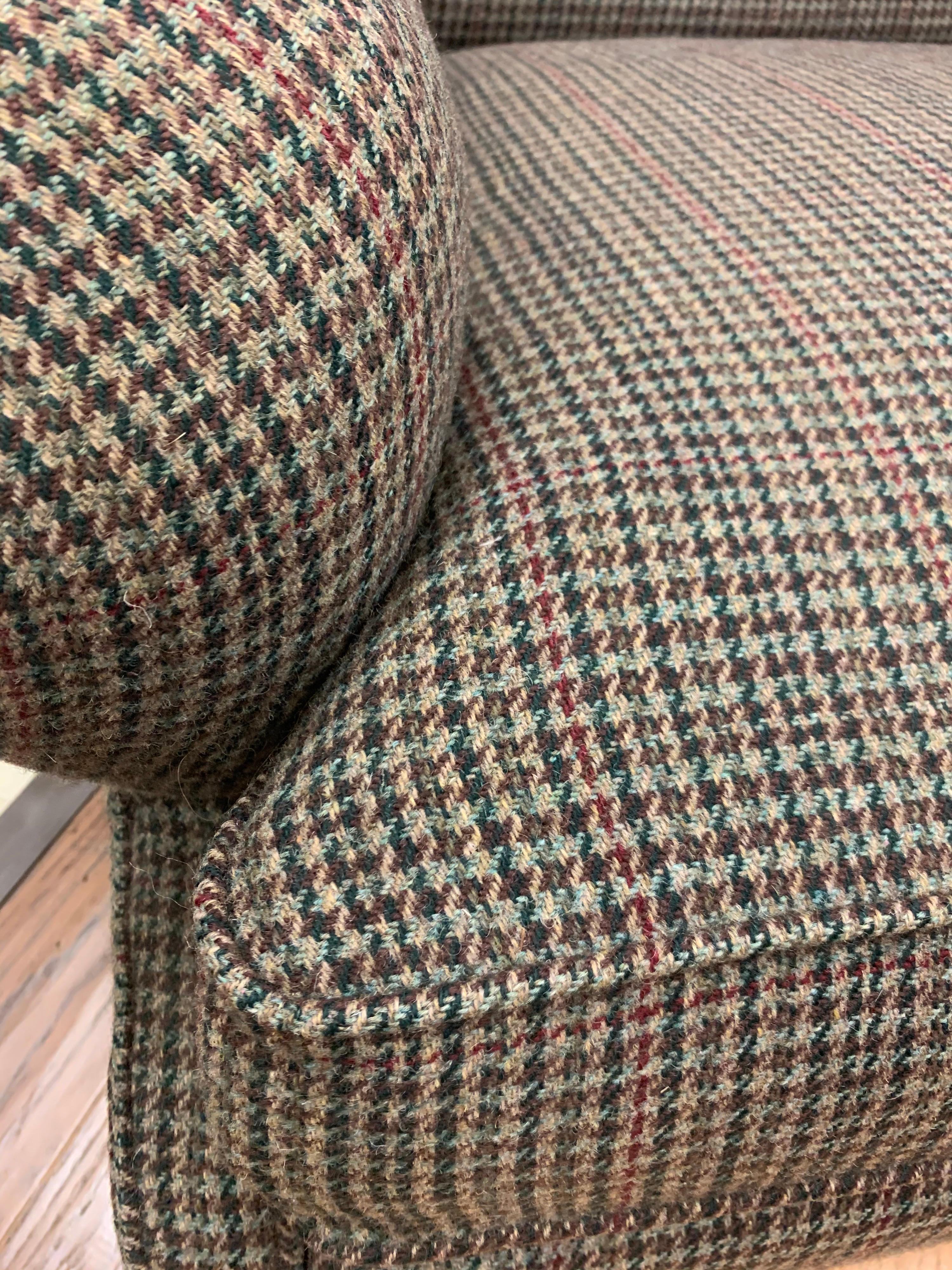 Ralph Lauren Plaid Reading Chair Lounge Chair RL Tweed Fabric In Good Condition In West Hartford, CT