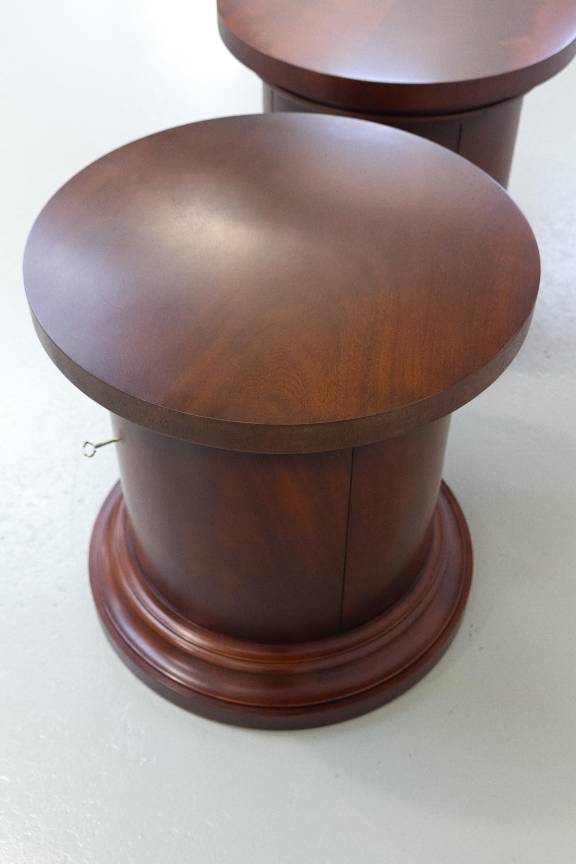 Ralph Lauren Polo Mahogany Bedside Tables, 1990s. Set of 2. For Sale 5