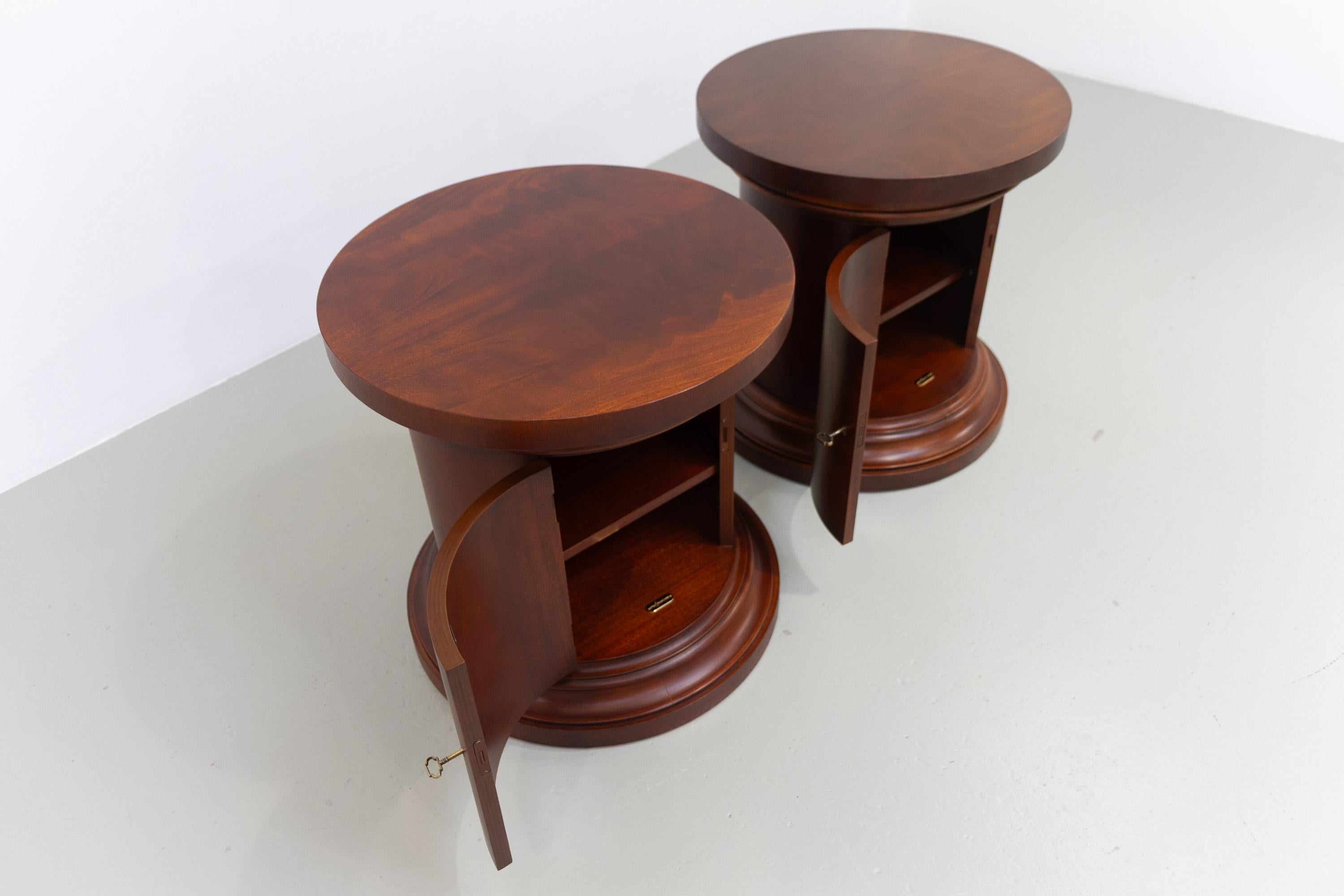 Ralph Lauren Polo Mahogany Bedside Tables, 1990s. Set of 2. For Sale 1