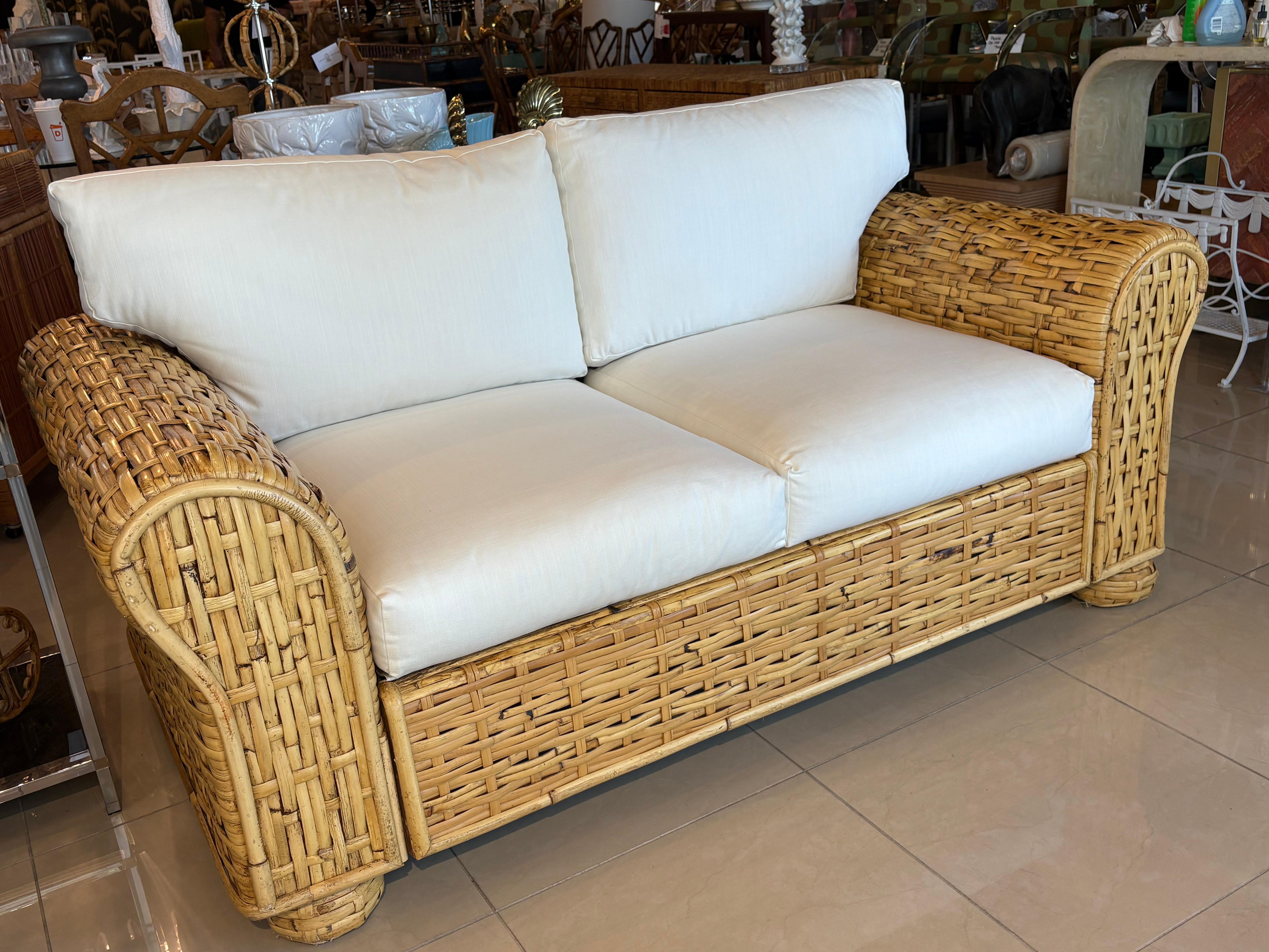 Ralph Lauren Polo Organic Woven Rattan Wicker Coastal Loveseat 20th Century In Good Condition For Sale In West Palm Beach, FL