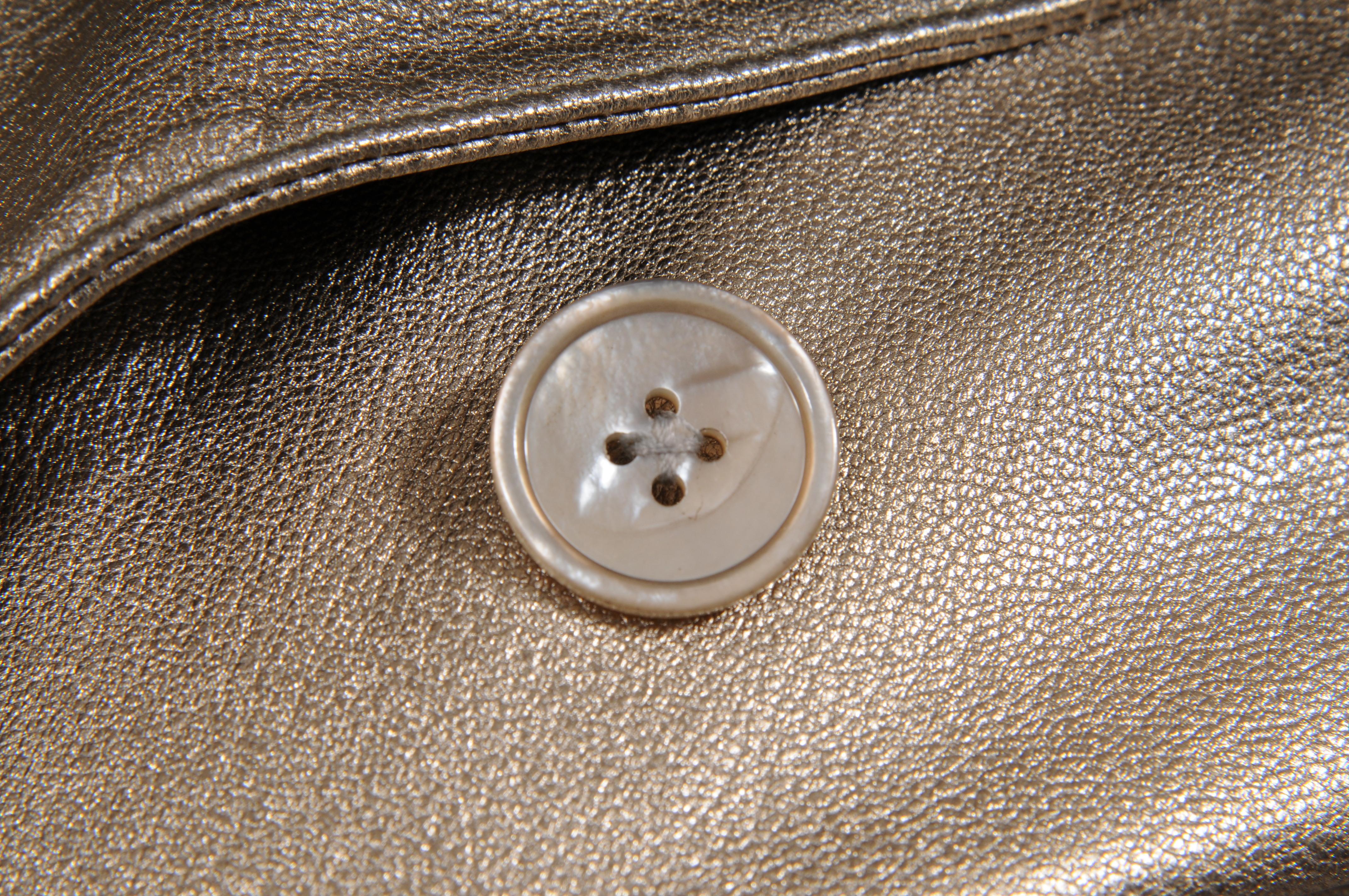 Ralph Lauren Chaqueta Buker Púrpura Doble Pechera Talla Mediana Abrigo Cuero Dorado en venta 2