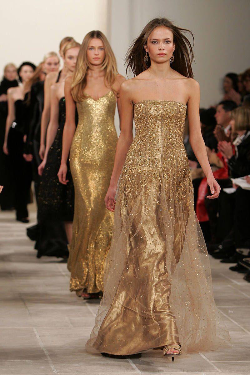 Ralph Lauren Purple Label Gold Beaded Tulle Strapless Gown Finale Look, F/W 2006 In New Condition For Sale In Kingston, NY