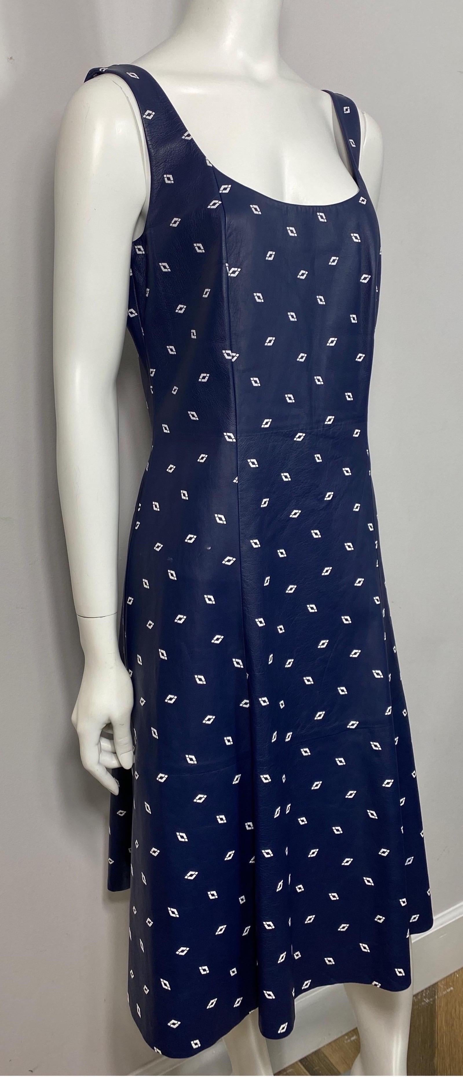 Ralph Lauren Purple Label Navy and White Leather Dress - Size 10 In Excellent Condition For Sale In West Palm Beach, FL