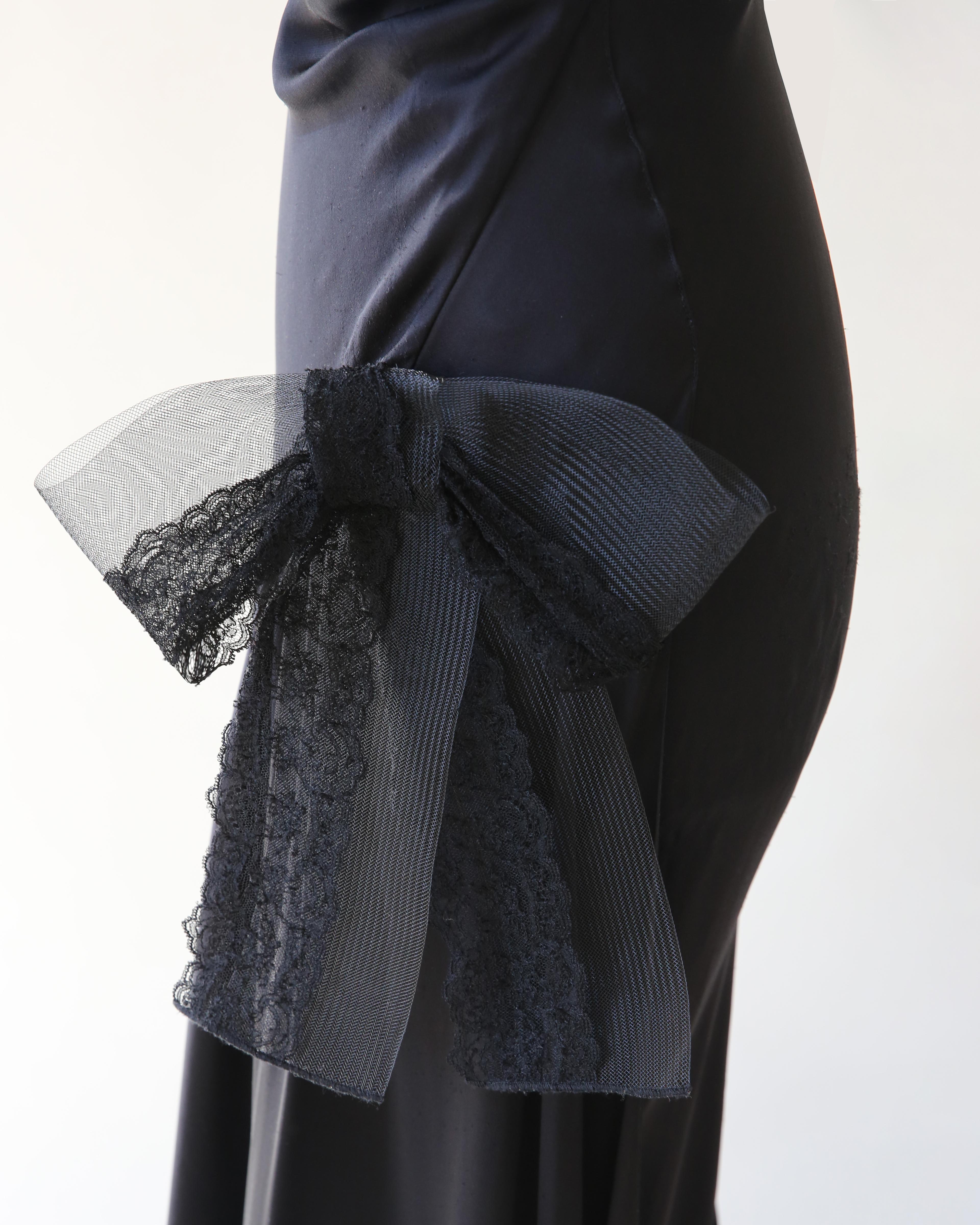 Ralph Lauren Purple Label P/E 2012, abito vintage in seta nera con fiocco, con scollatura in vendita 7