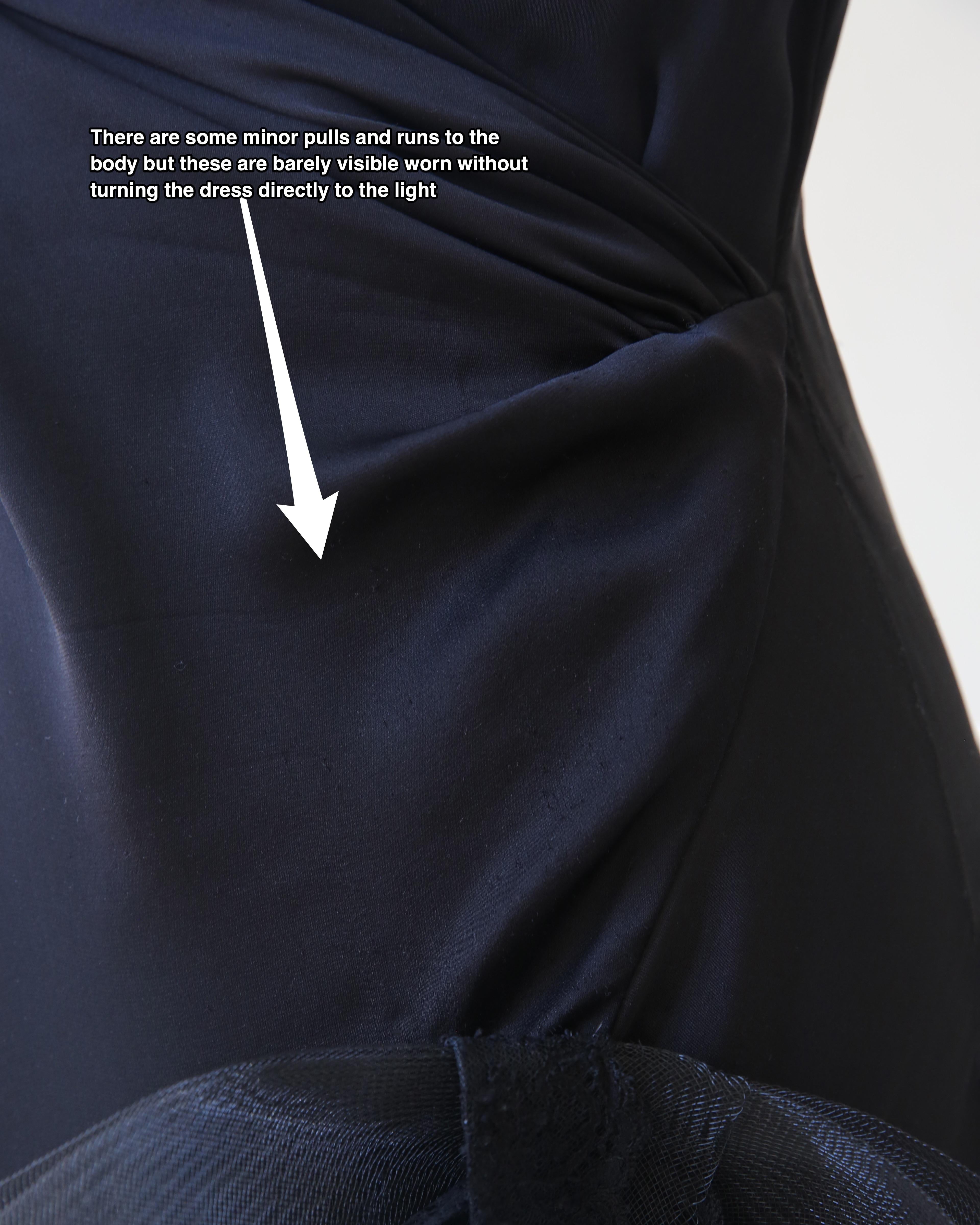 Ralph Lauren Purple Label P/E 2012, abito vintage in seta nera con fiocco, con scollatura in vendita 9