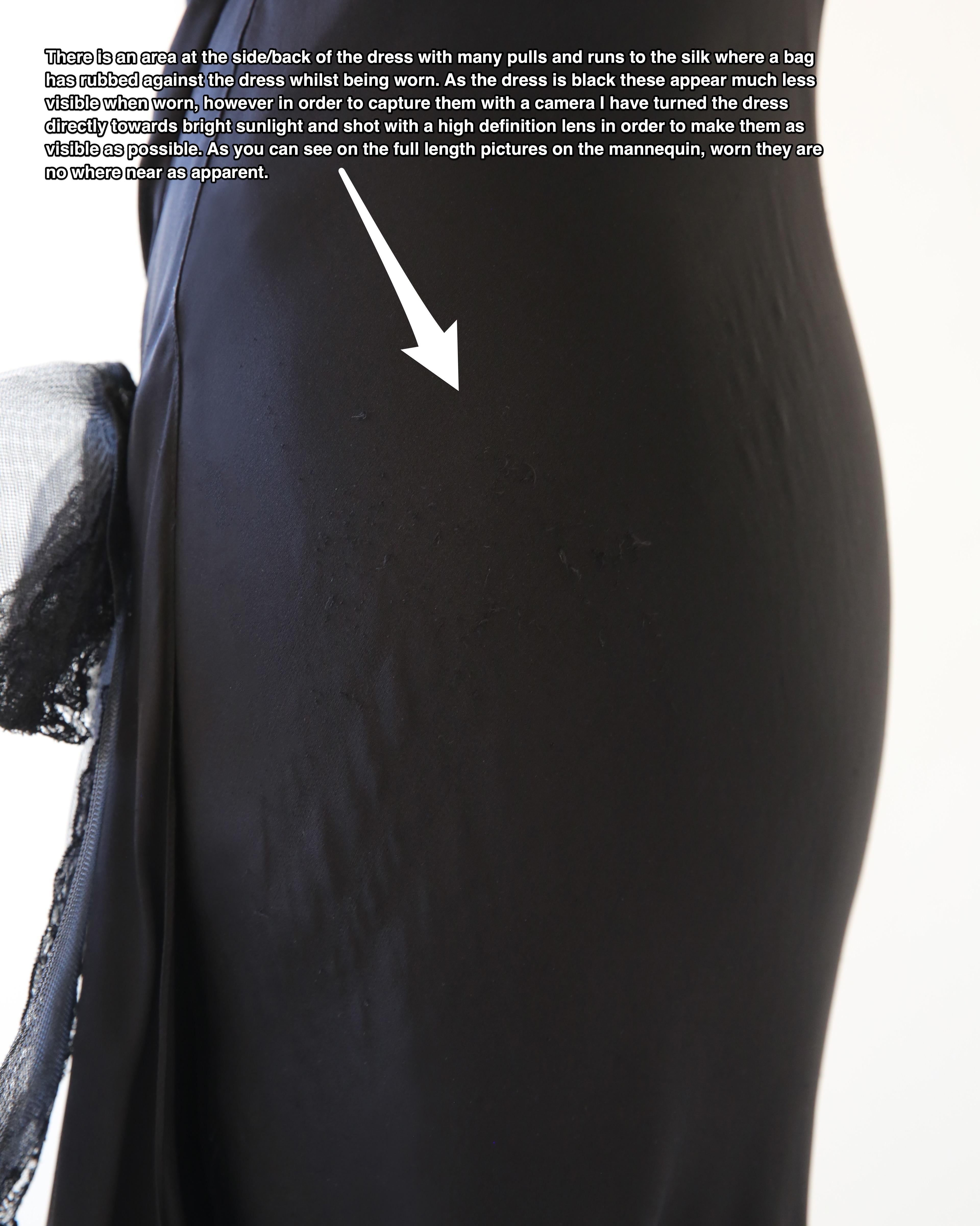 Ralph Lauren Purple Label P/E 2012, abito vintage in seta nera con fiocco, con scollatura in vendita 10