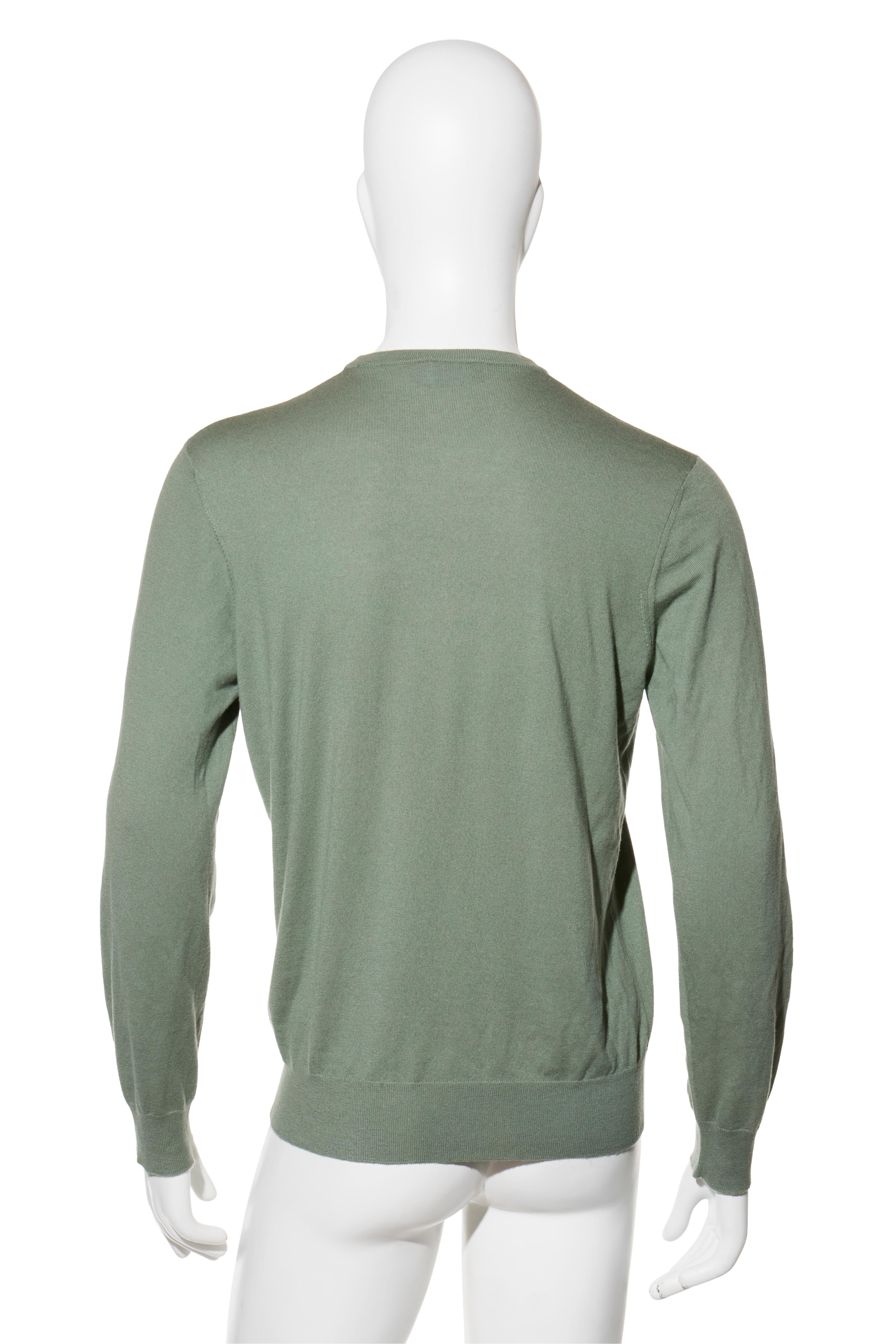 Gris Ralph Lauren Purple Label Sage Green Italian Cashmere Crewneck Sweater (Size L) en vente