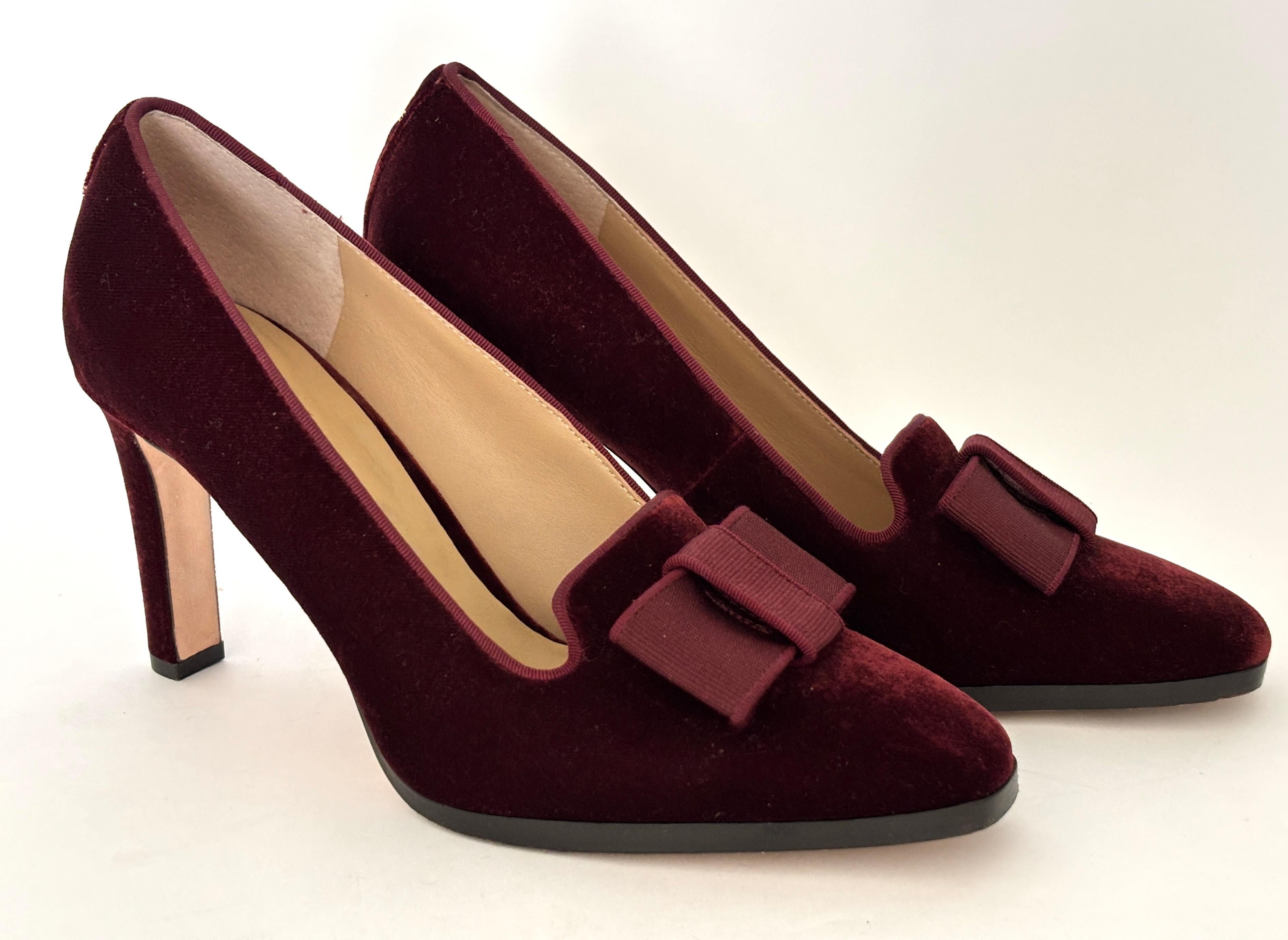 Ralph Lauren Purple Velvet Stiletto Pumps with Bow Heels Size 9.5 For Sale 9