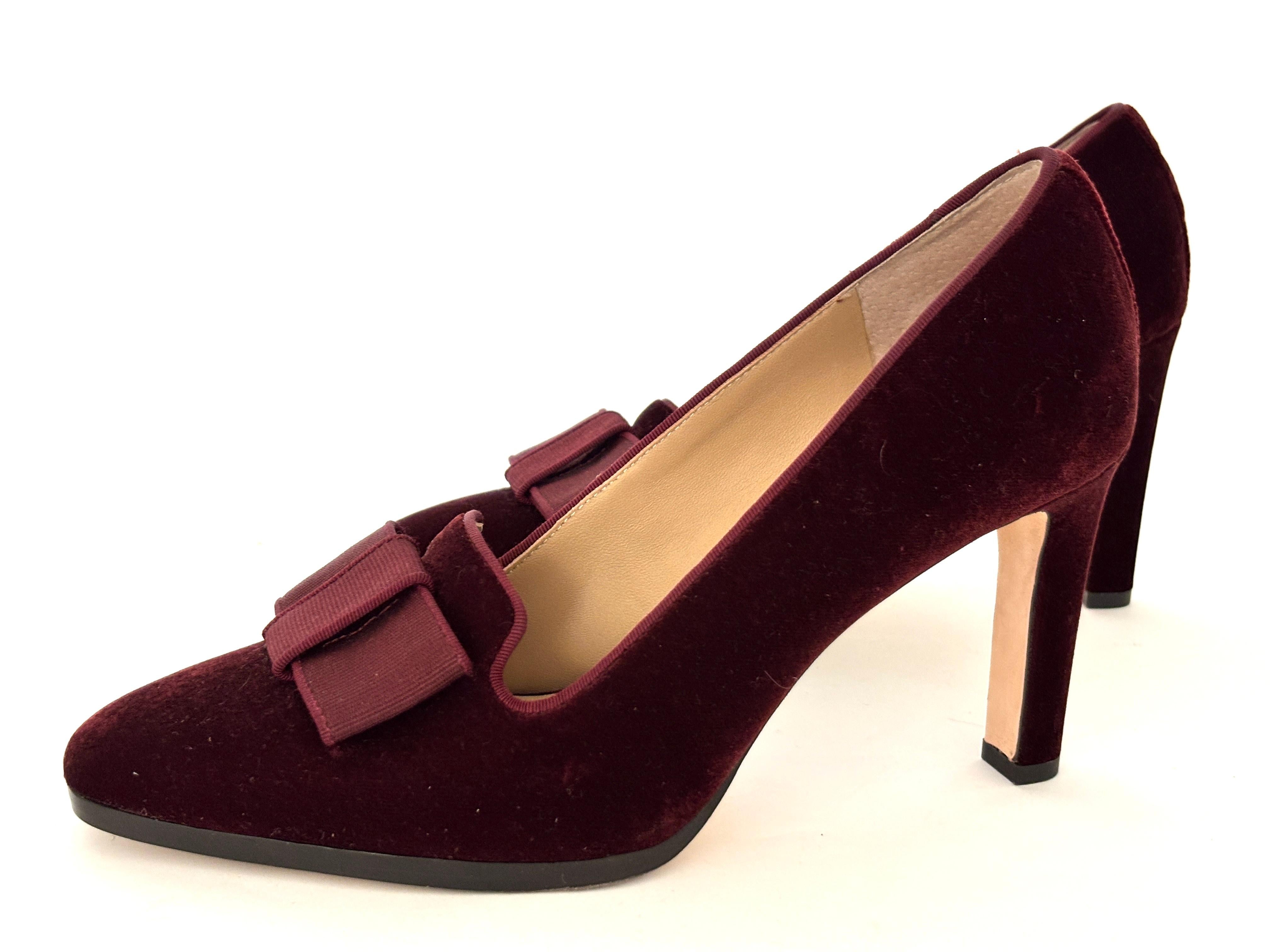 Ralph Lauren Purple Velvet Stiletto Pumps with Bow Heels Size 9.5 For Sale 10