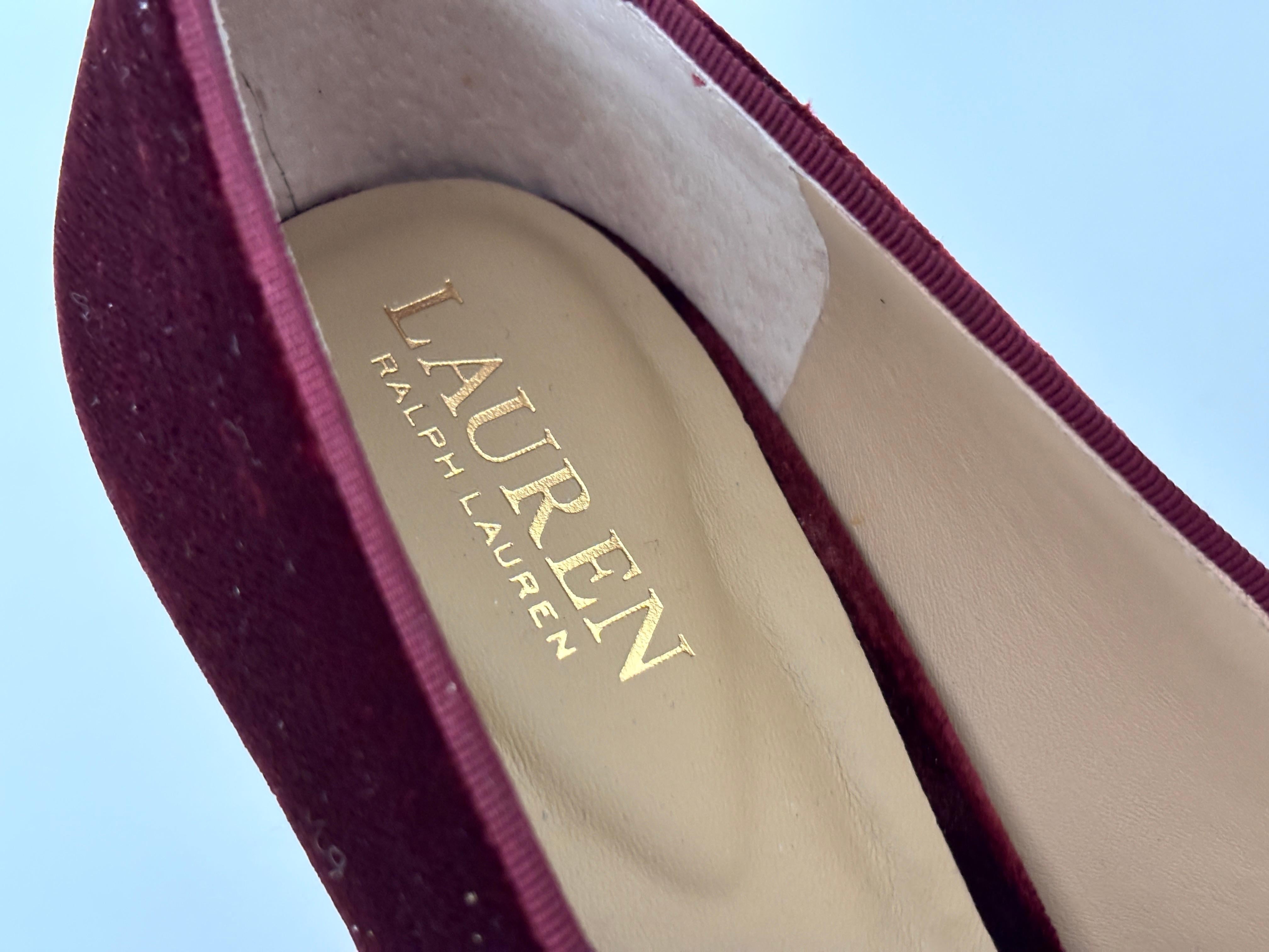 Ralph Lauren Purple Velvet Stiletto Pumps with Bow Heels Size 9.5 For Sale 2