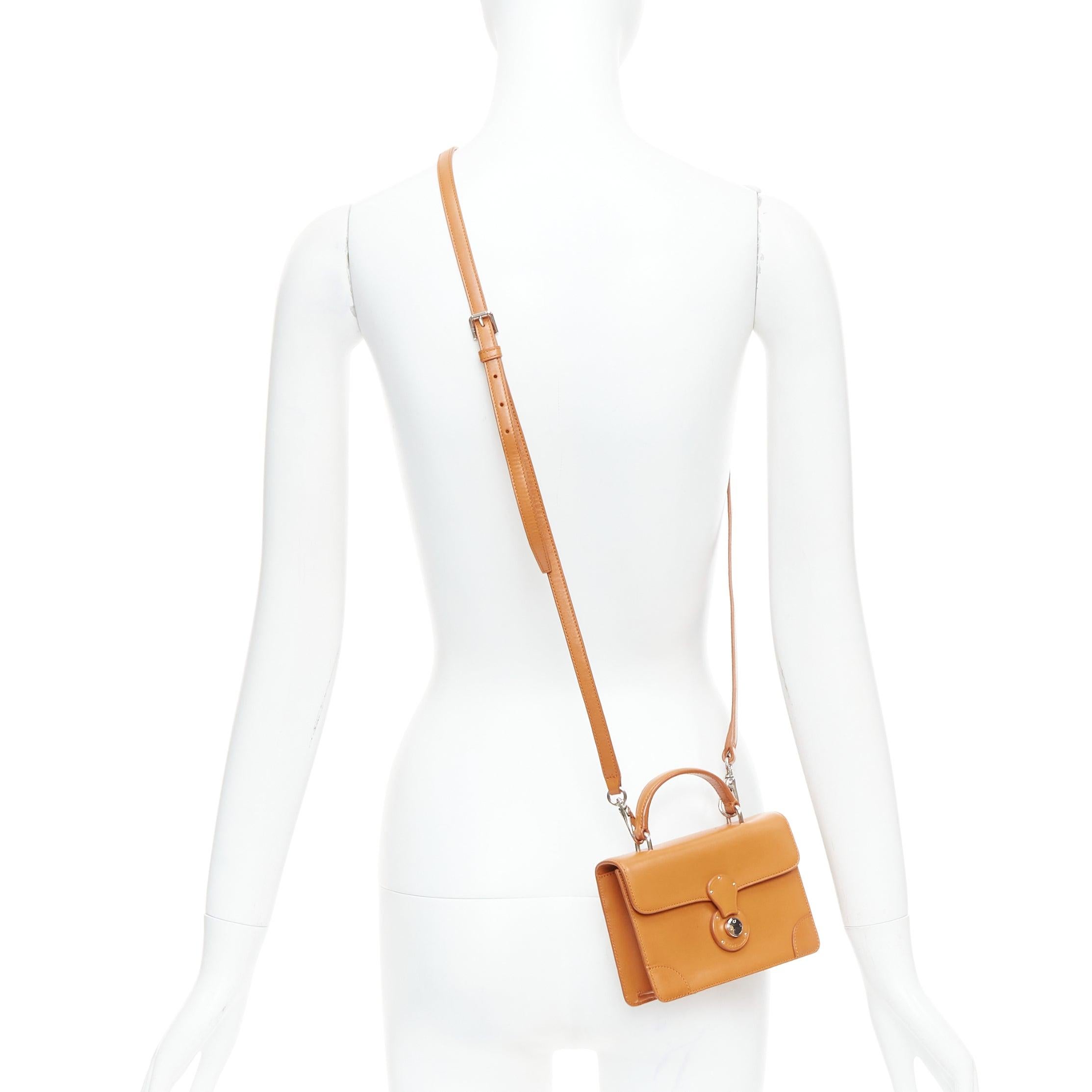 RALPH LAUREN Ricky tan brown leather silver hardware top handle crossbody satchel bag
Reference: SNKO/A00504
Brand: Ralph Lauren
Model: Ricky
Material: Leather
Color: Tan Brown, Silver
Pattern: Solid
Closure: Push Clasp
Lining: Tan Brown