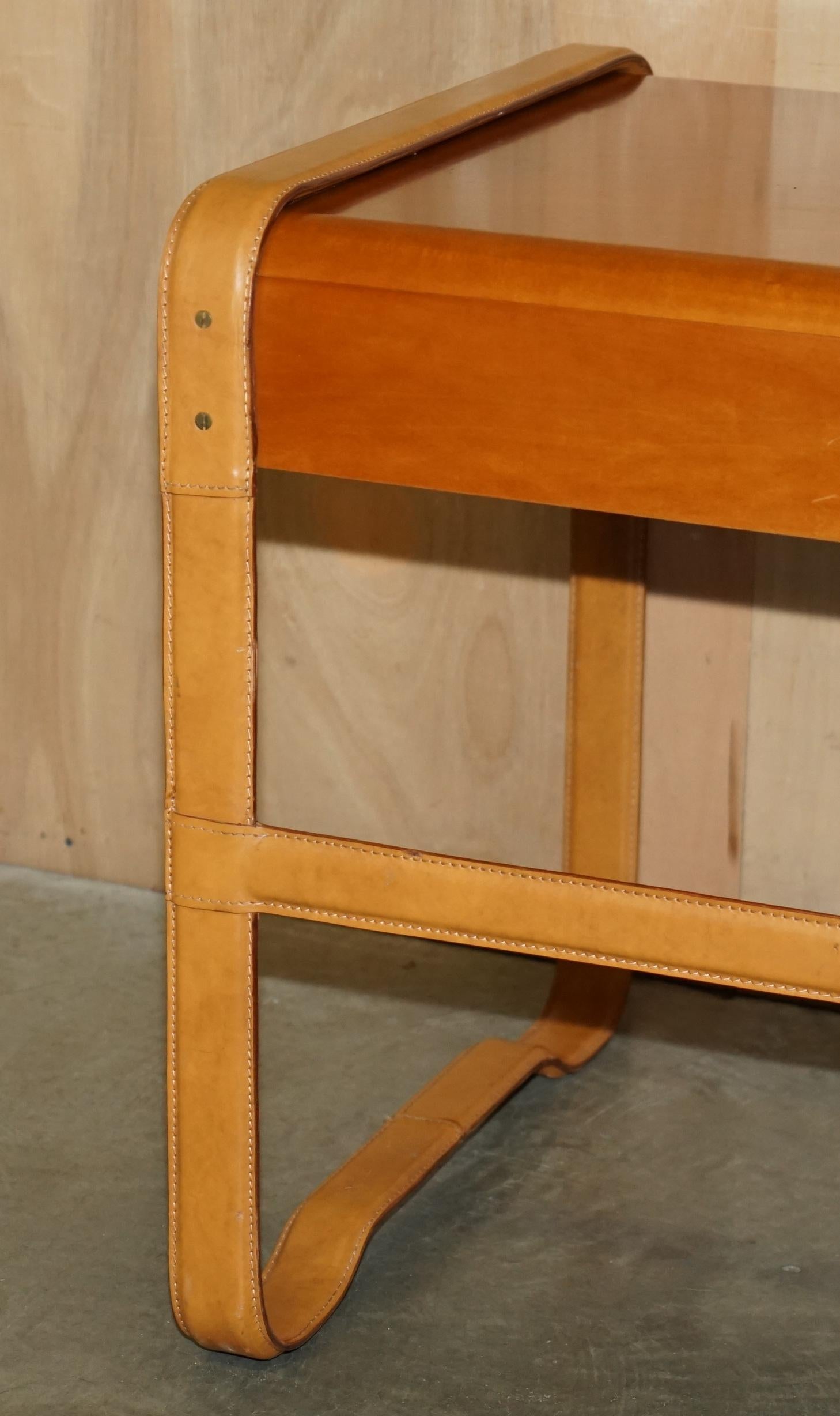 RALPH LAUREN CUERO FIRMADO Y ESTAMPADO HECHO EN ITALIA Y MESA DE ESCRITORIO DE ARce en venta 5