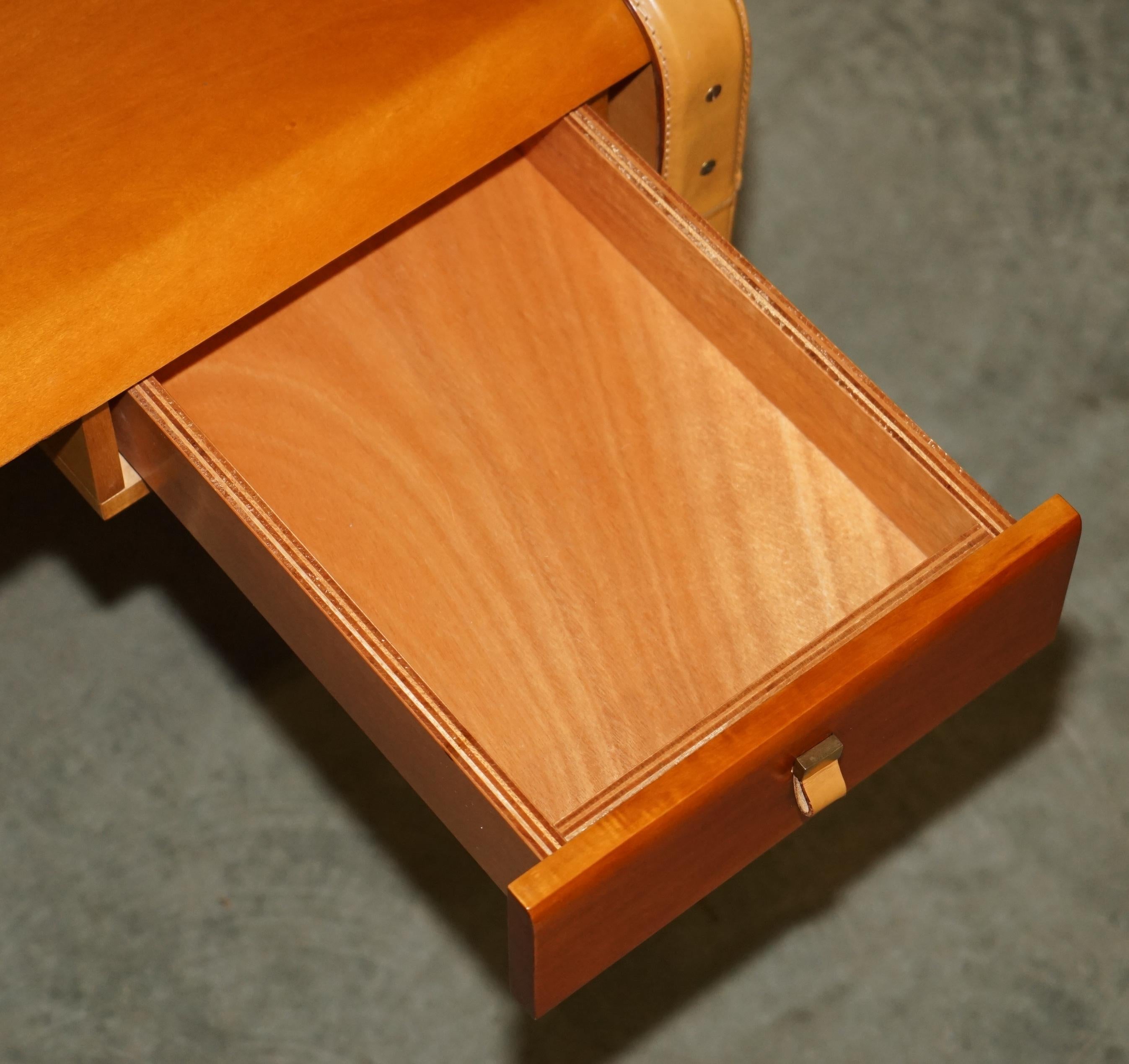 RALPH LAUREN CUERO FIRMADO Y ESTAMPADO HECHO EN ITALIA Y MESA DE ESCRITORIO DE ARce en venta 9