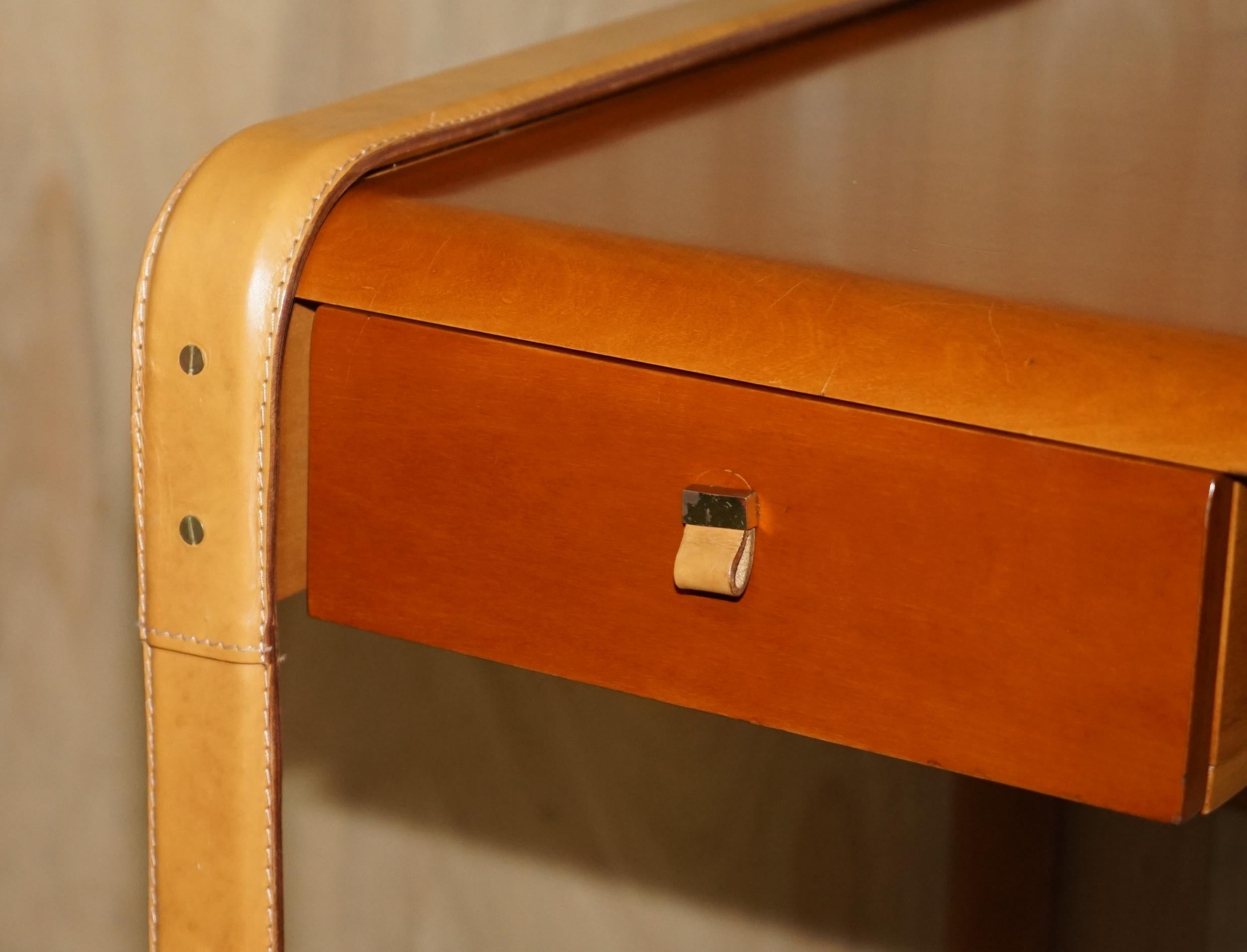RALPH LAUREN CUERO FIRMADO Y ESTAMPADO HECHO EN ITALIA Y MESA DE ESCRITORIO DE ARce en Bueno estado para la venta en West Sussex, Pulborough