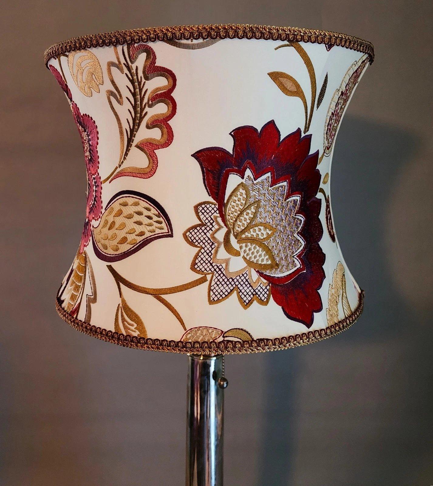 Ralph Lauren Tischlampe & Schirm aus versilbertem Messing (21. Jahrhundert und zeitgenössisch) im Angebot