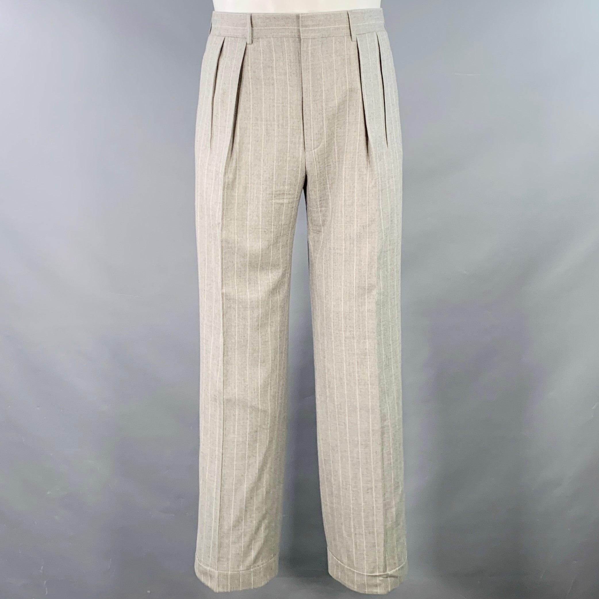 RALPH LAUREN Taille 38 Regular Costume en laine gris clair à revers échancré Bon état - En vente à San Francisco, CA