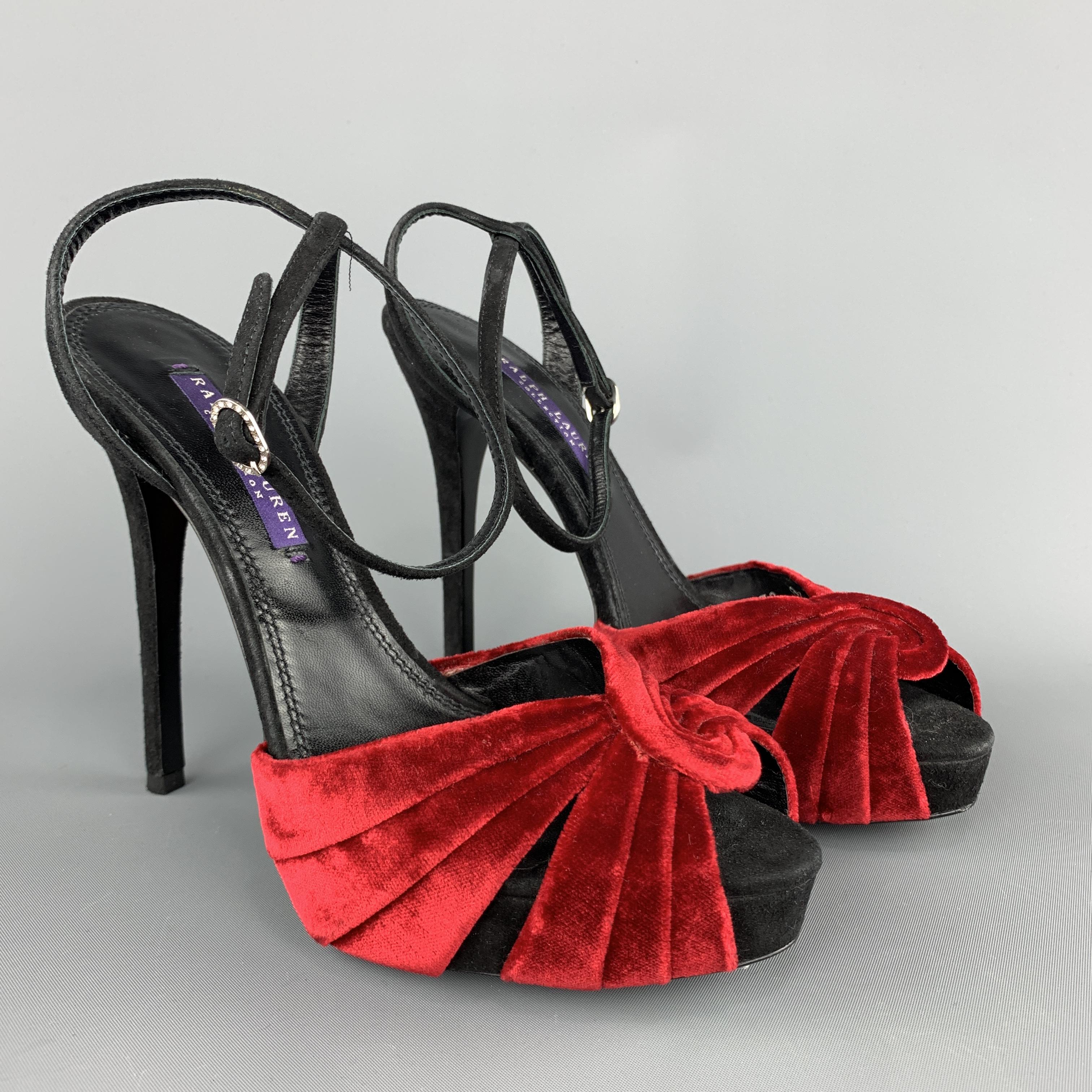 RALPH LAUREN COLLECTION sandals come in black suede with an ankle strap and red velvet swirl strap. Made in Italy.
 
Excellent Pre-Owned Condition.
Marked: IT 38
 
Measurements:
 
Heel: 5 in.
Platform: 1 in.