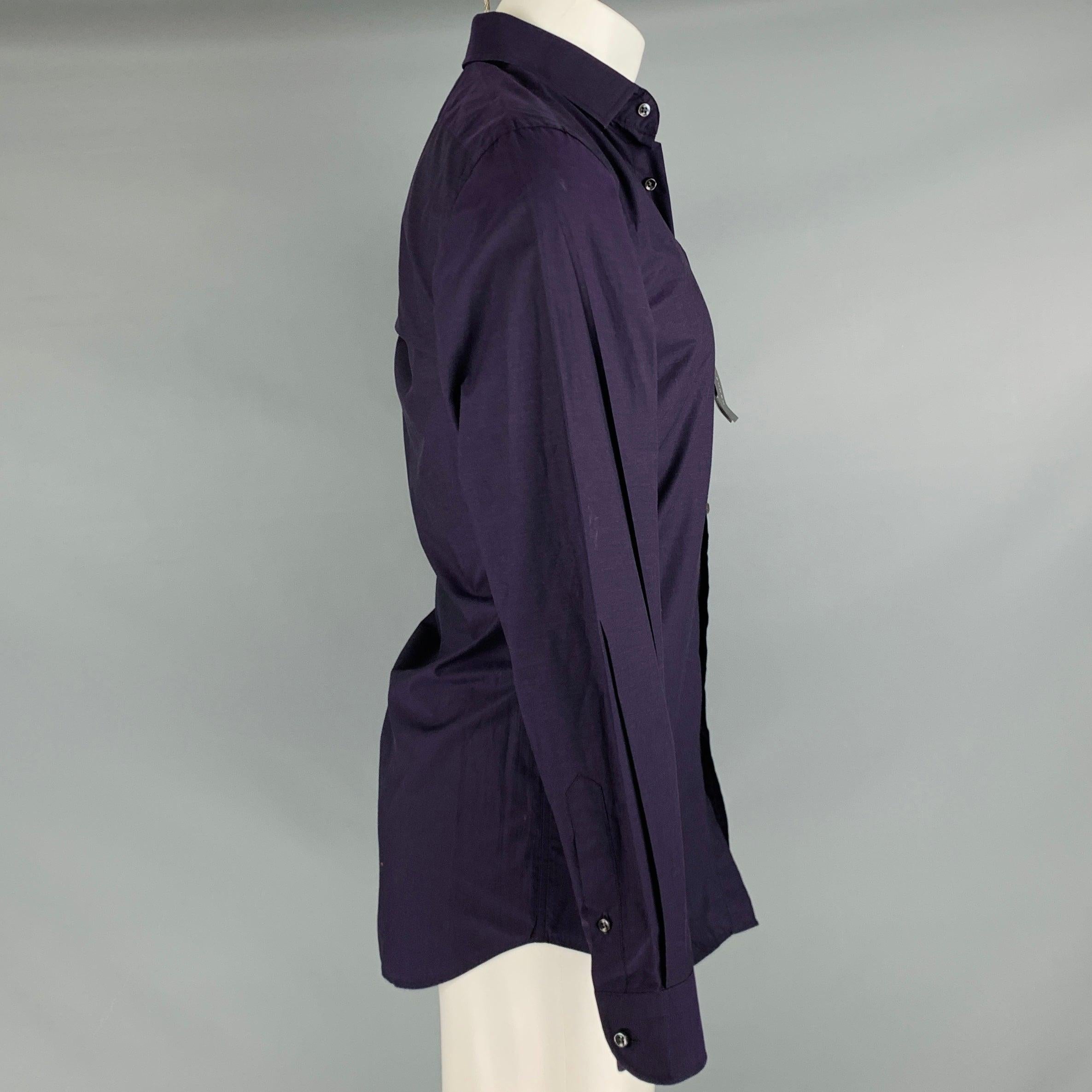RALPH LAUREN BLACK LABEL long sleeve shirt
in a purple cotton fabric featuring spread collar, and button closure. Made in Italy.New with Tags. 

Marked:   15 

Measurements: 
 
Shoulder: 16.5 inches Chest: 38 inches Sleeve: 26 inches Length: 32