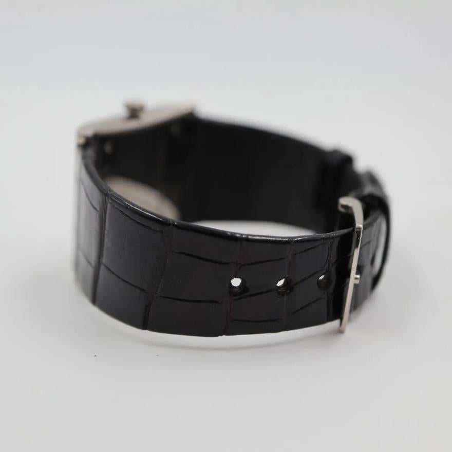 Slim Classique Diamant-Uhr von Ralph Lauren aus 18 Karat Weißgold mit Armband (Rundschliff) im Angebot