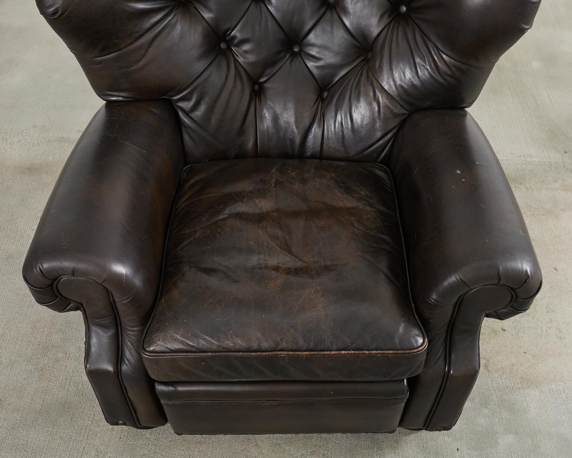 Ralph Lauren Style Zigarre Leder Wingback Writers Stuhl (20. Jahrhundert) im Angebot