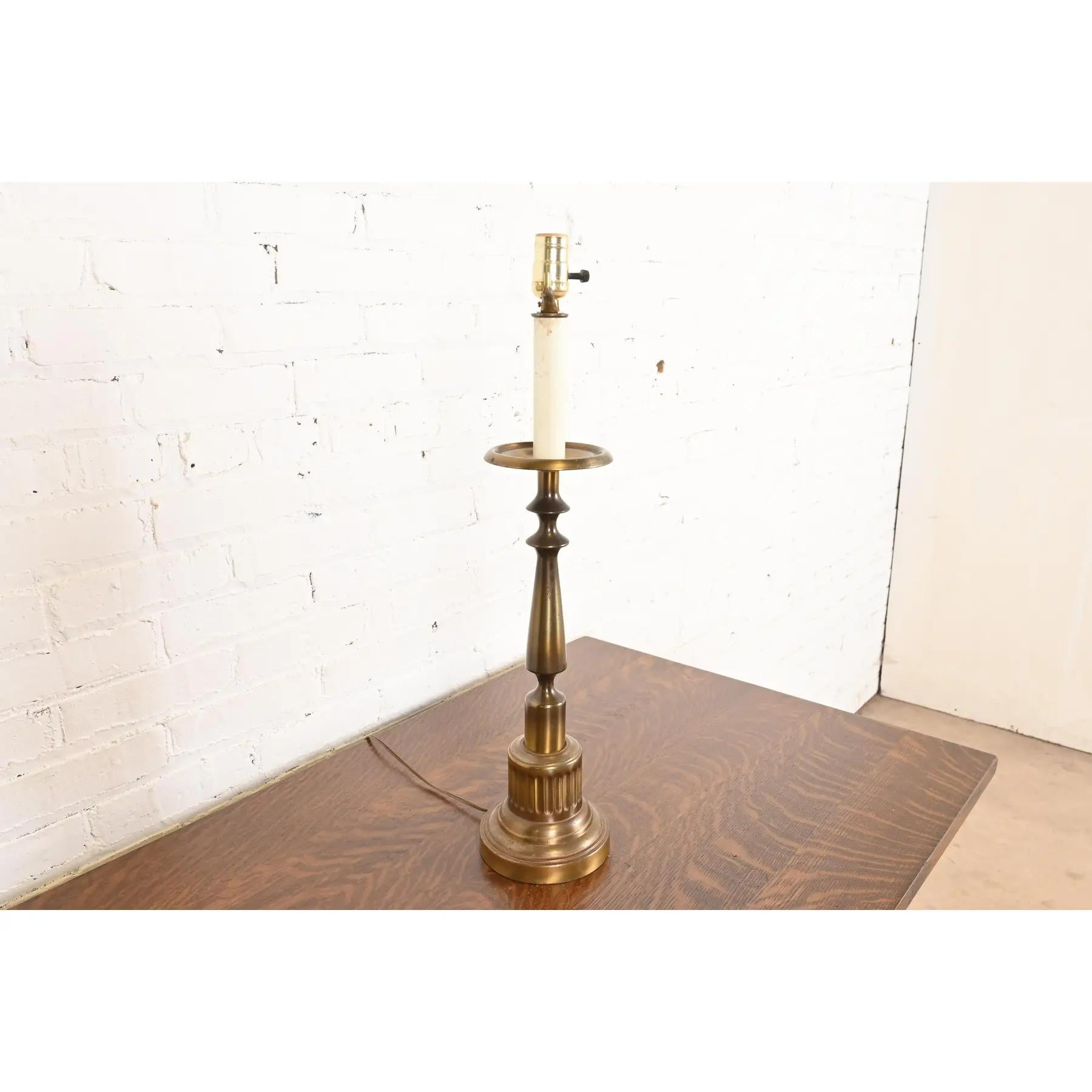 American Ralph Lauren Style Mid-Century Hollywood Regency Brass Candlestick Table Lamp For Sale