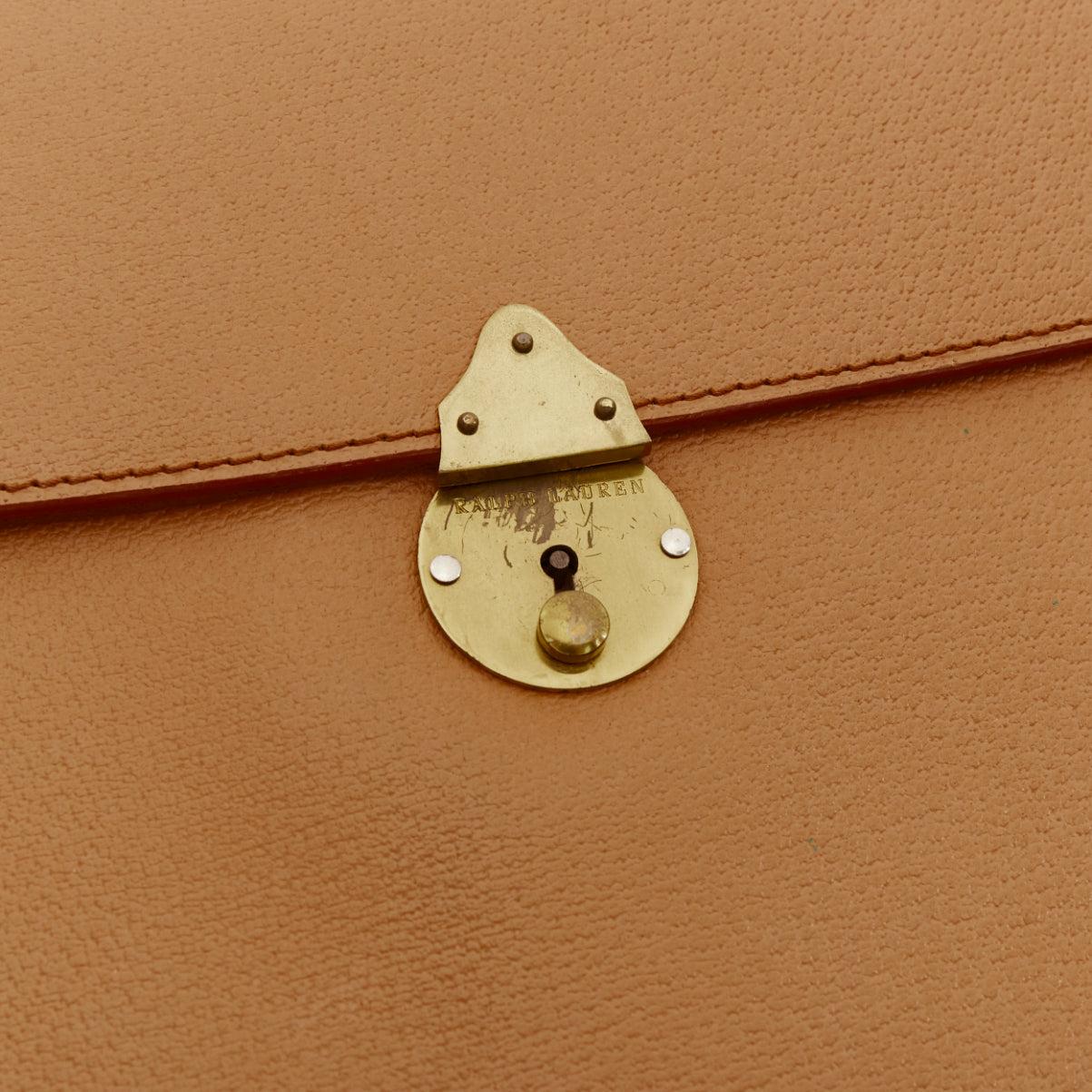 Men's RALPH LAUREN tan textured leather gold logo push lock flap flat clutch bag For Sale