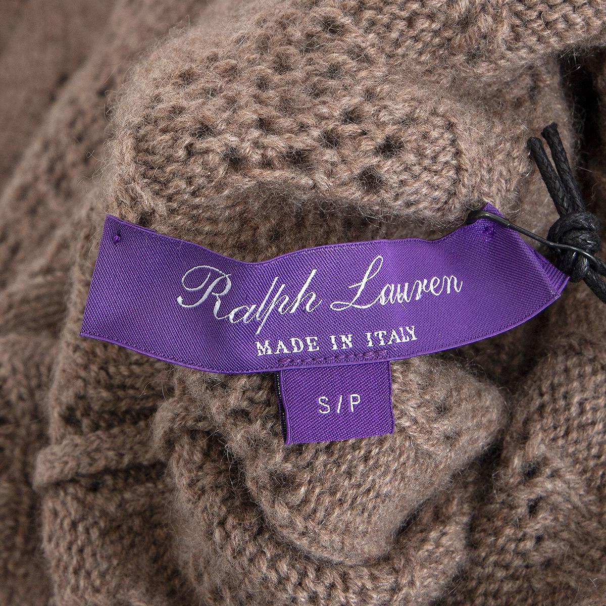 RALPH LAUREN taupe cashmere LACEY CABLE KNIT TURTLENECK Sweater S In Excellent Condition In Zürich, CH
