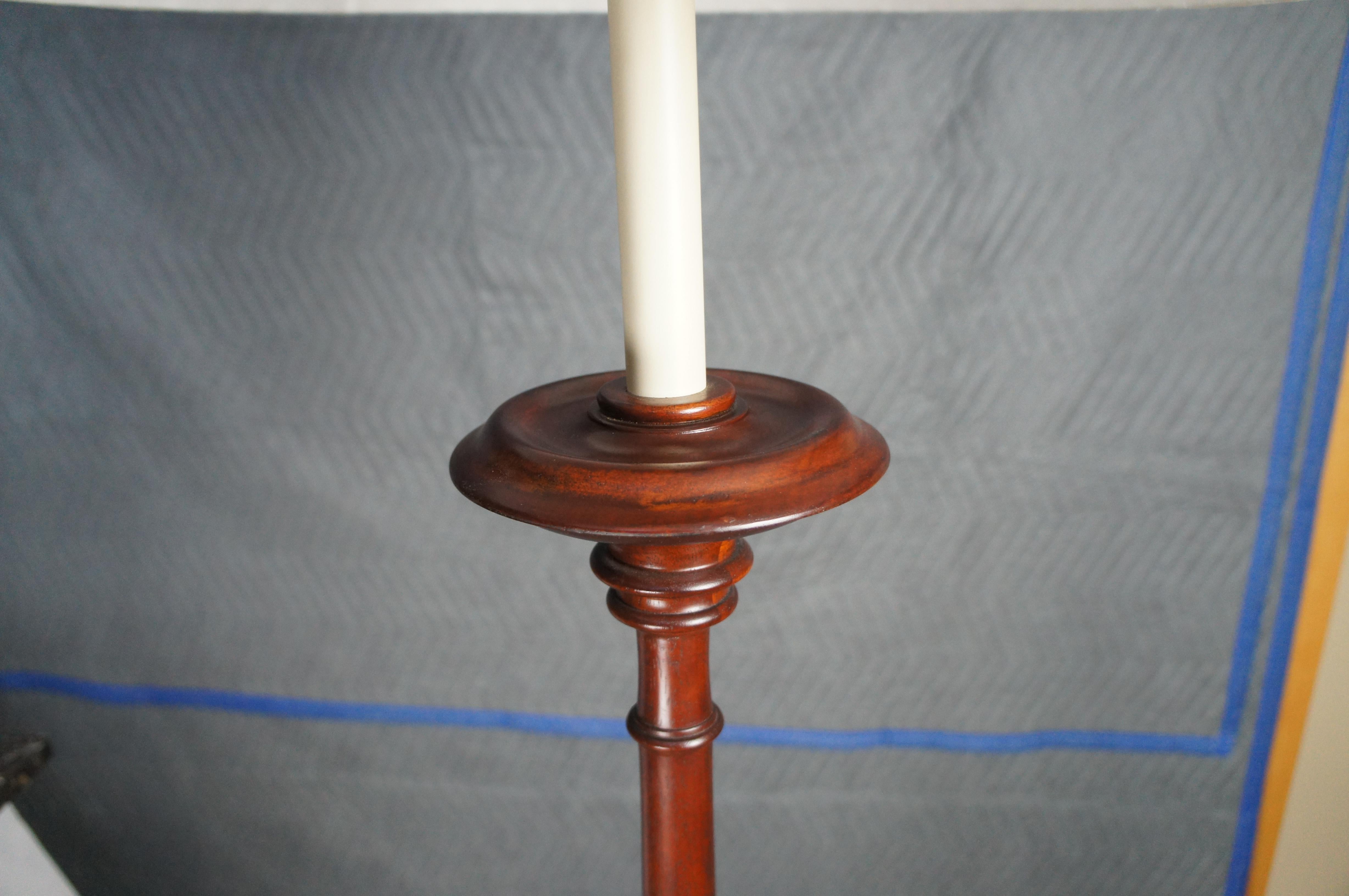 Ralph Lauren Traditional Mahogany Candle Stand Floor Lamp Adjustable Height 68
