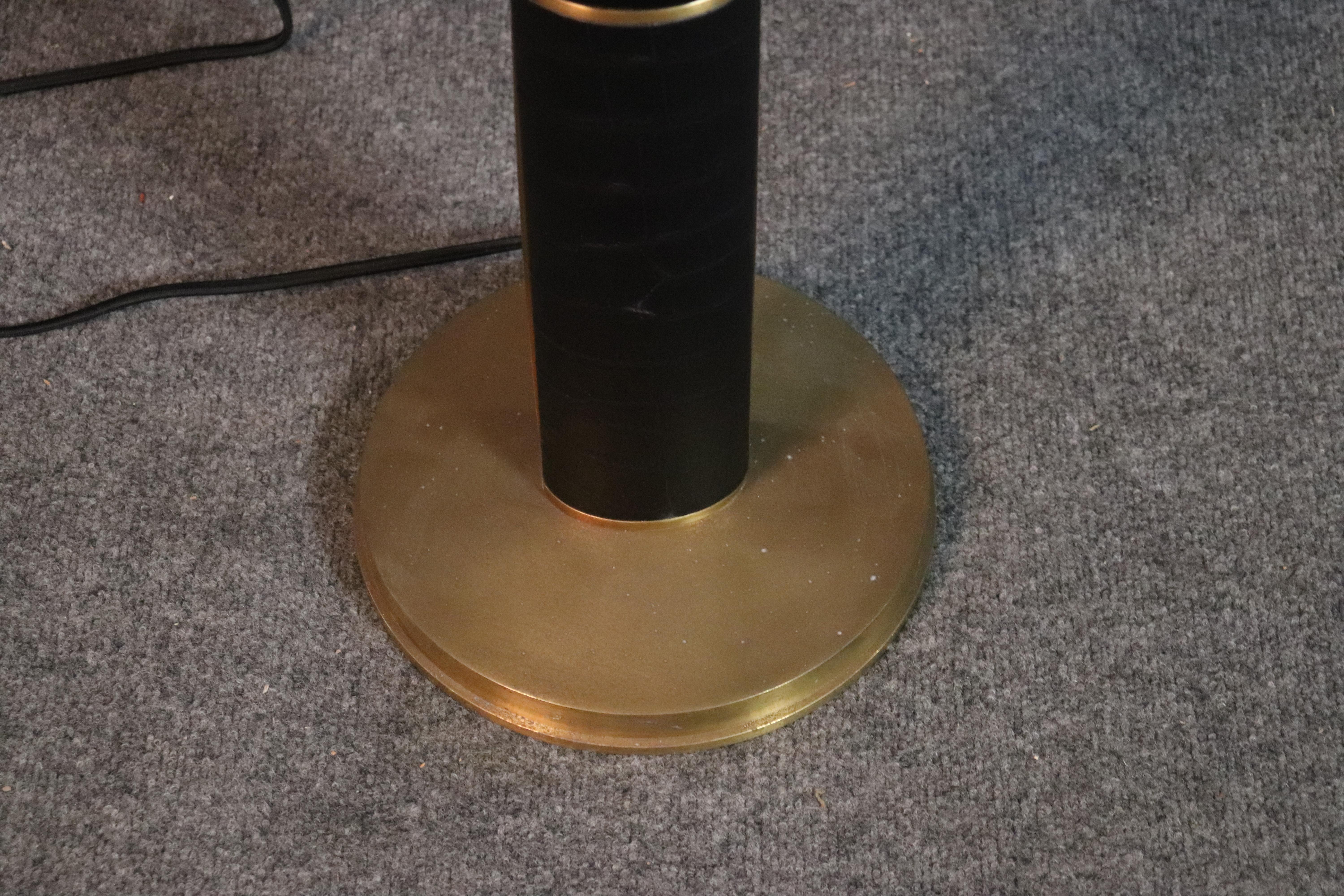 Ralph Lauren Upper Fifth Floor Faux Crocodile & Brass Floor Lamp In Good Condition In Swedesboro, NJ