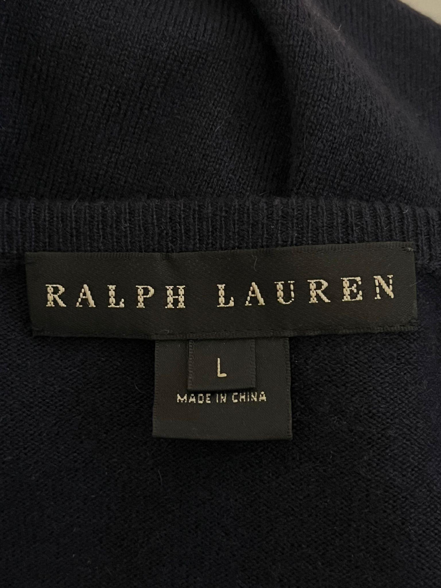 Ralph Lauren V-Neck Knitted Jumper. Size L For Sale 1
