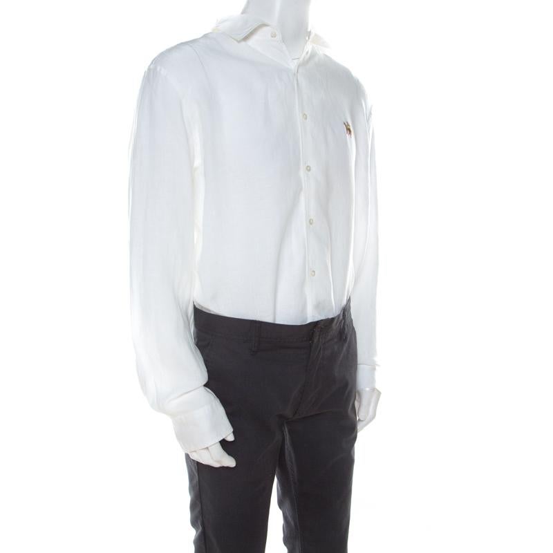 Explore Ralph Lauren for smart wardrobe staples. This white shirt represents minimalist fashion. Cut to a fine fit; it is crafted with lightweight and breathable linen, that grants you comfort and lasting shape. Sophisticated and stylish, the shirt