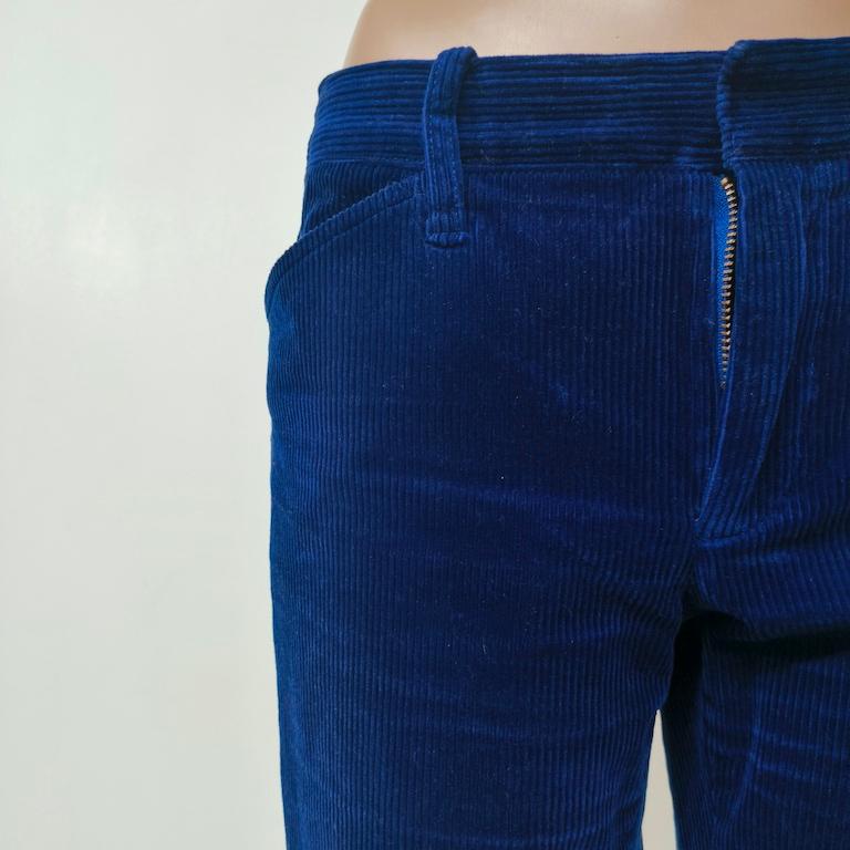 Ralph Lauren Woman cobalt-blue corduroy straight-leg trousers – size US 6 / IT 4 in vendita 1