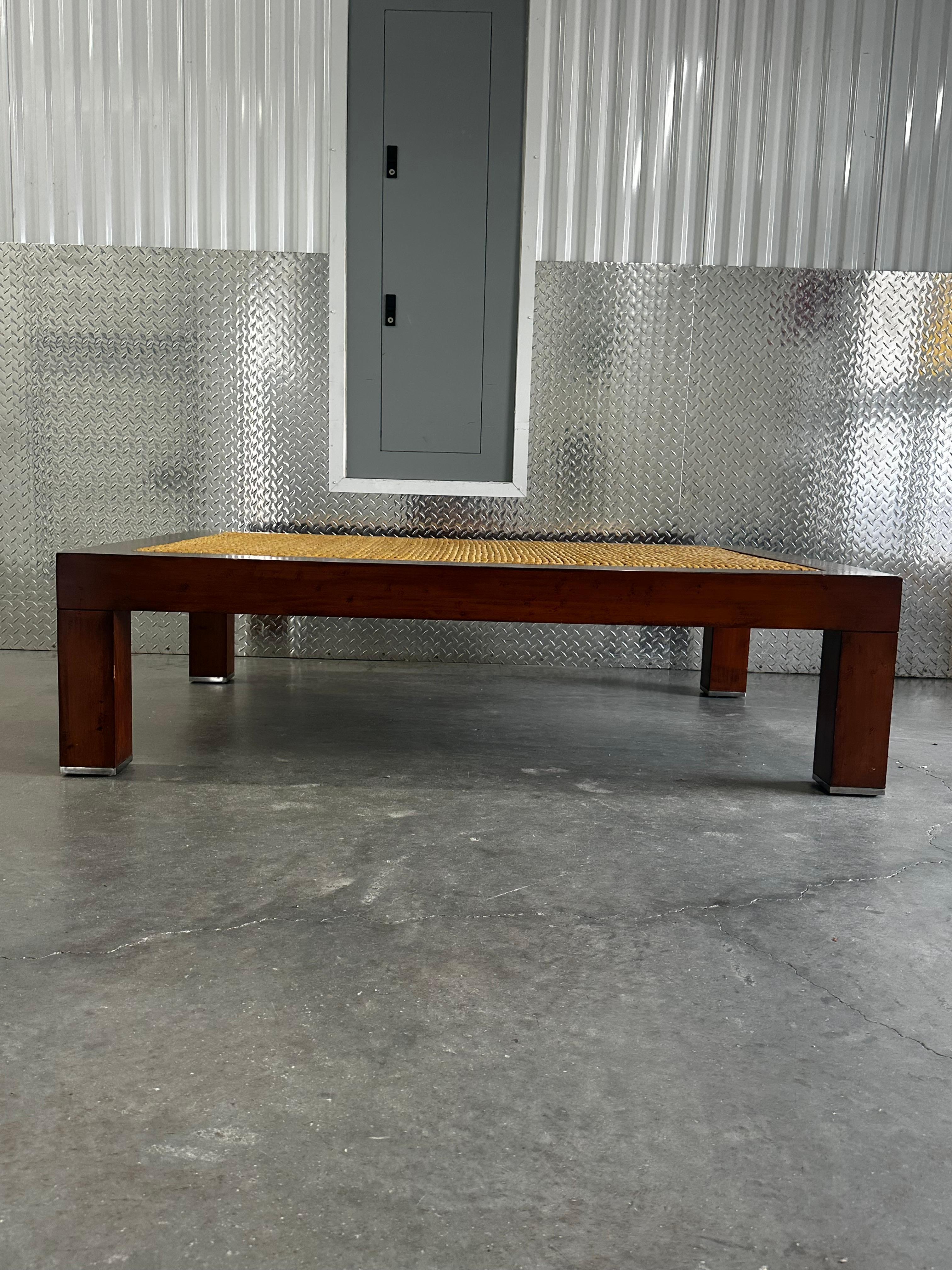 Mesa de centro Ralph Lauren Wood Modern Barn Seagrass Glass en venta 5