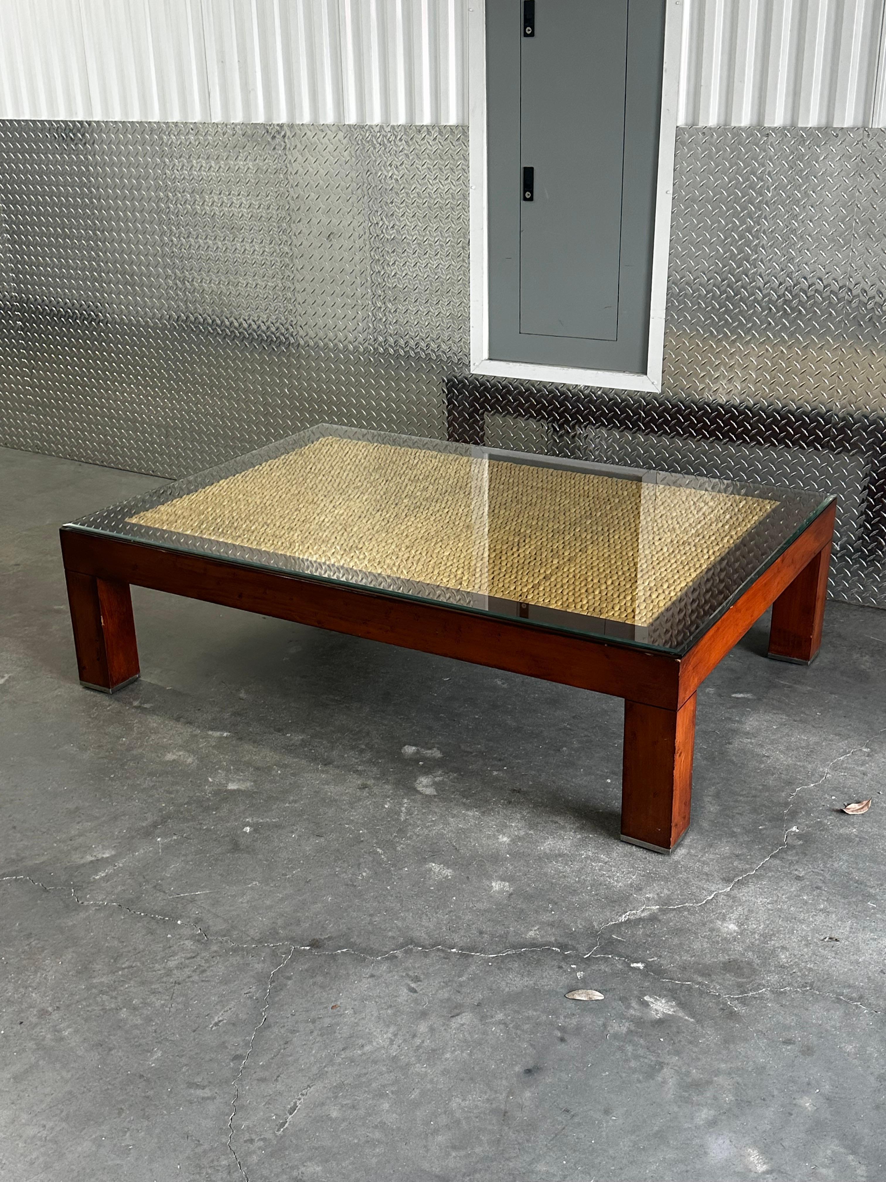 Ralph Lauren Wood Modern Barn Seagrass Glas Couchtisch (amerikanisch) im Angebot
