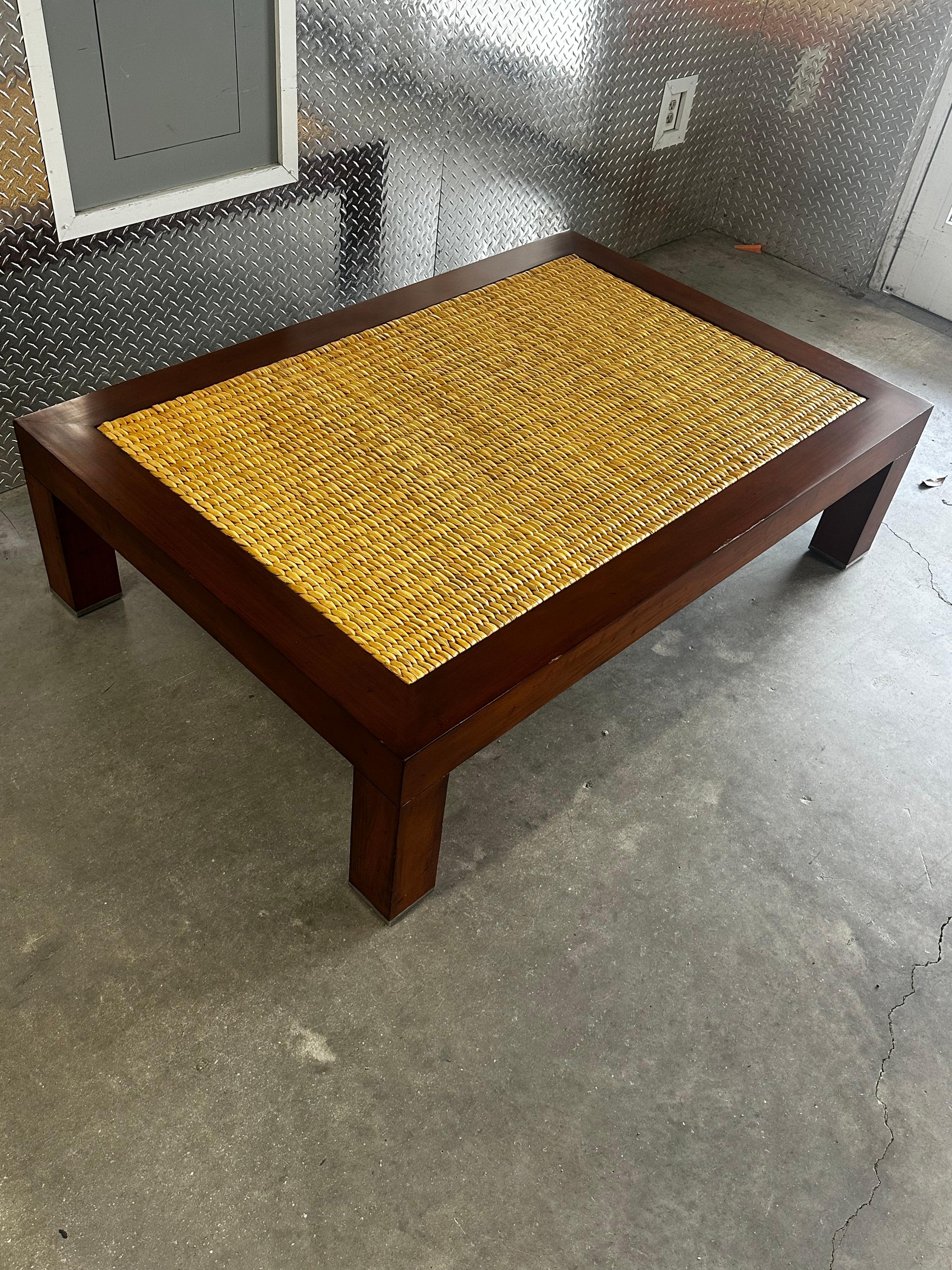Mesa de centro Ralph Lauren Wood Modern Barn Seagrass Glass en venta 1