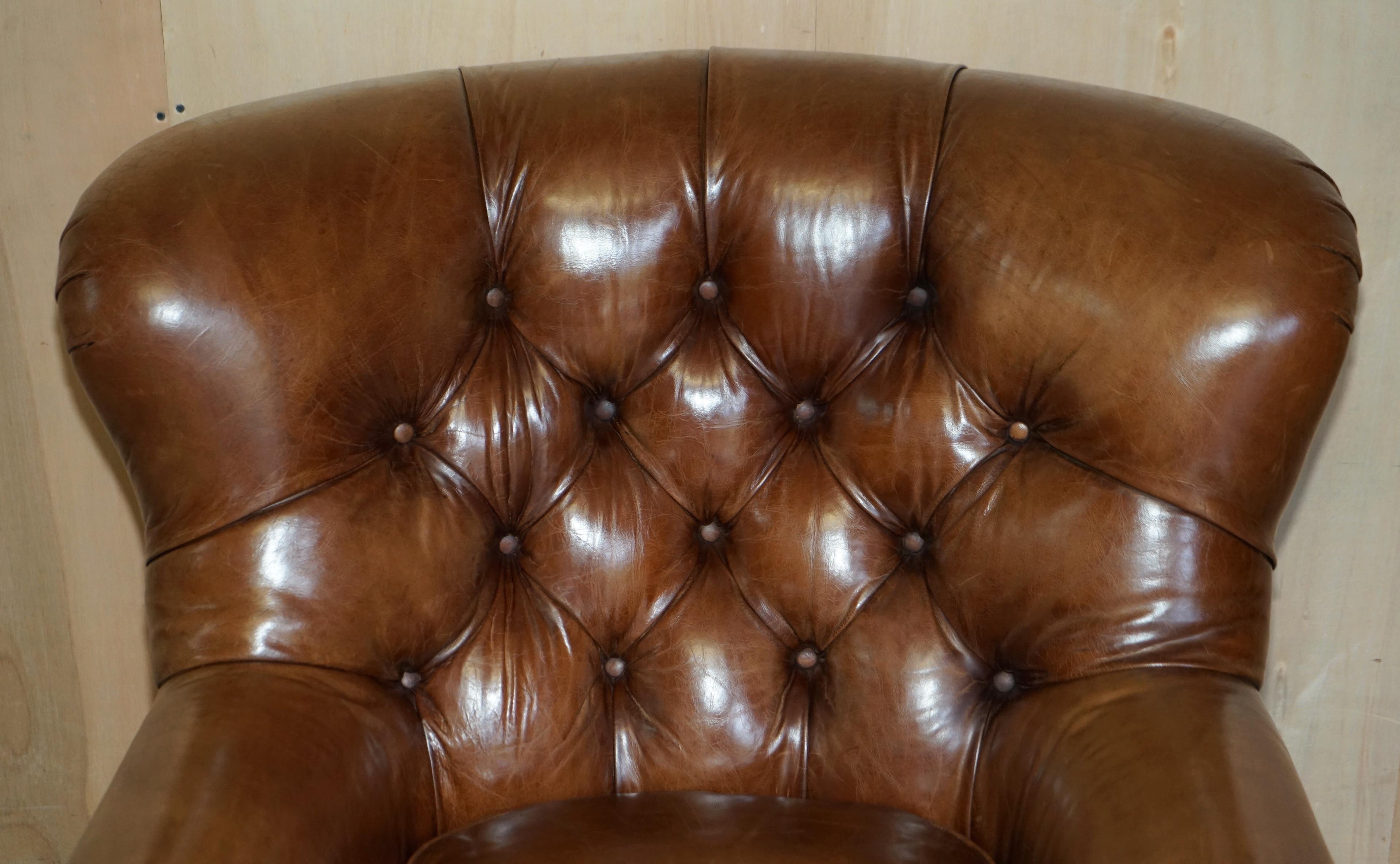 Aged Brown Leather Sessel und Fußhocker Ottoman von Ralph Lauren Writer (Englisch) im Angebot