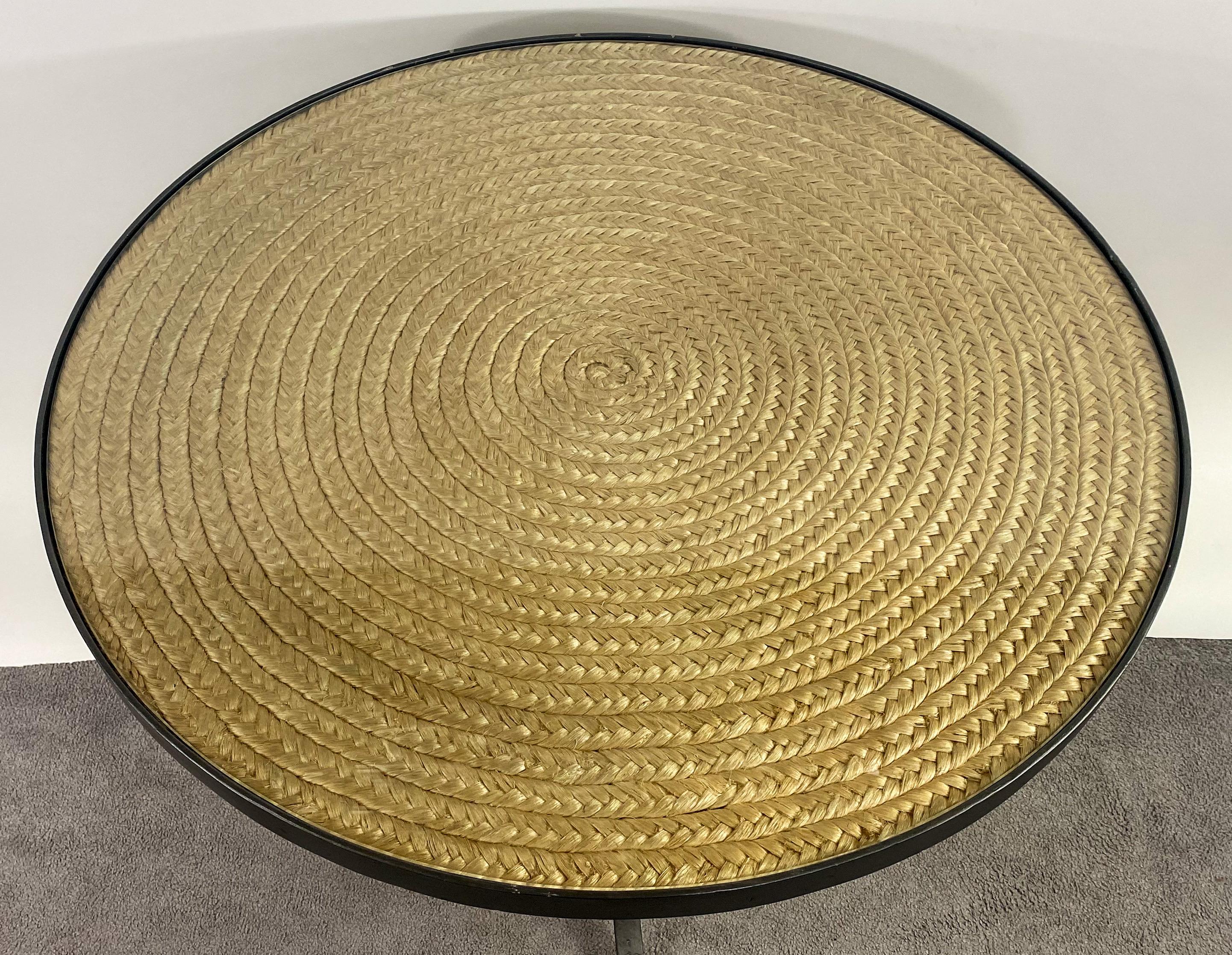 Table ronde en fer forgé Ralph Lauren «heltering Sky » pour l'intérieur ou l'extérieur en vente 1