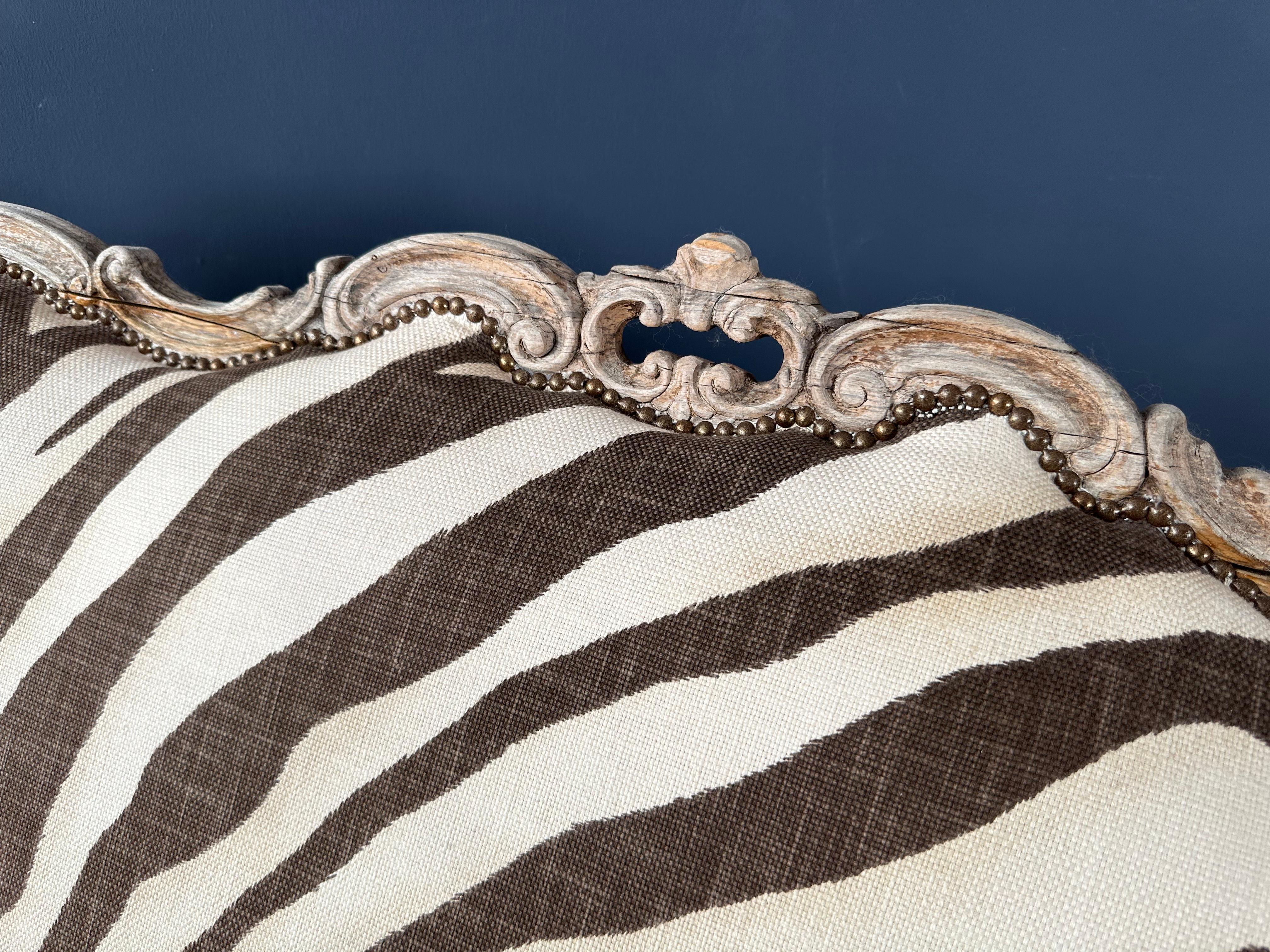 Ralph Lauren Zebra Couch In Excellent Condition For Sale In Munich, DE