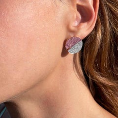 Orecchini Ralph Masri 1919 con diamante e zaffiro rosa