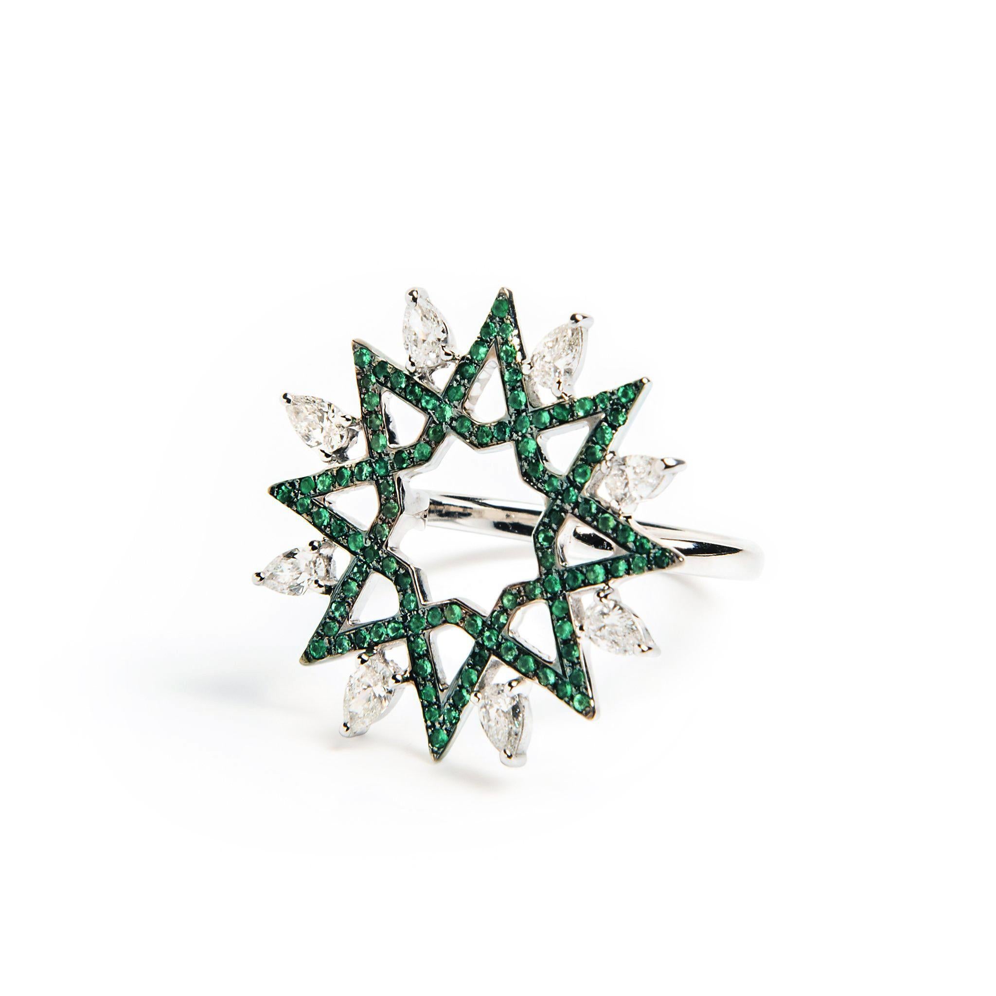 Contemporary Ralph Masri Arabesque Deco Diamond and Emerald Ring For Sale