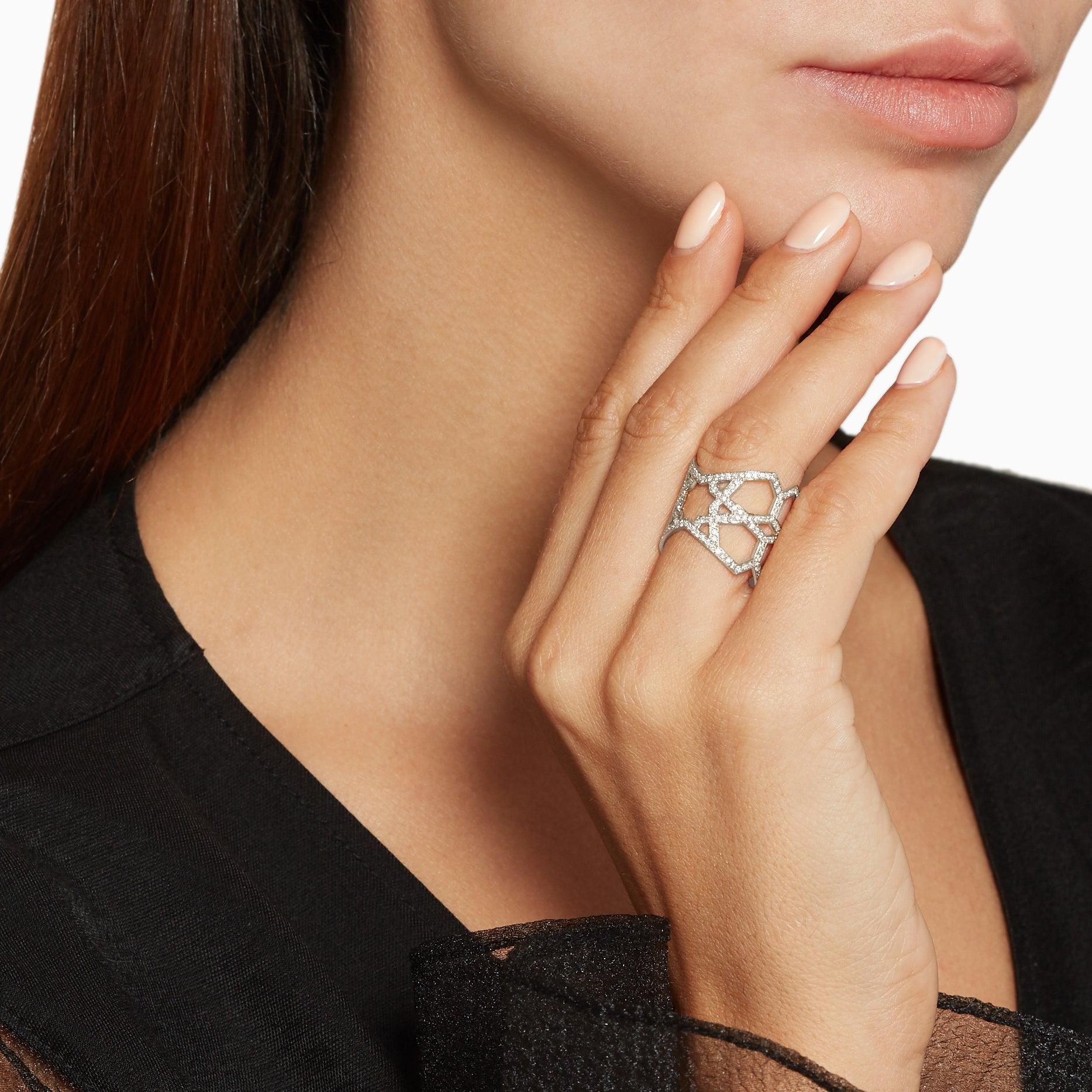 For Sale:  Ralph Masri Arabesque Deco Diamond Ring 2