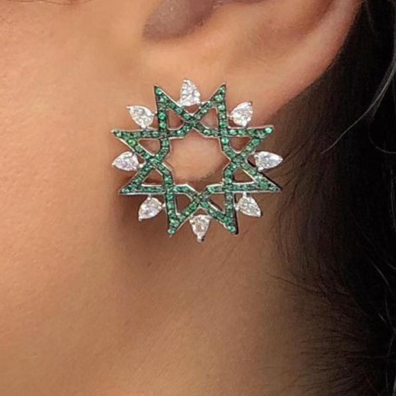 Pear Cut Ralph Masri Arabesque Deco Emerald Diamond Star Studs For Sale
