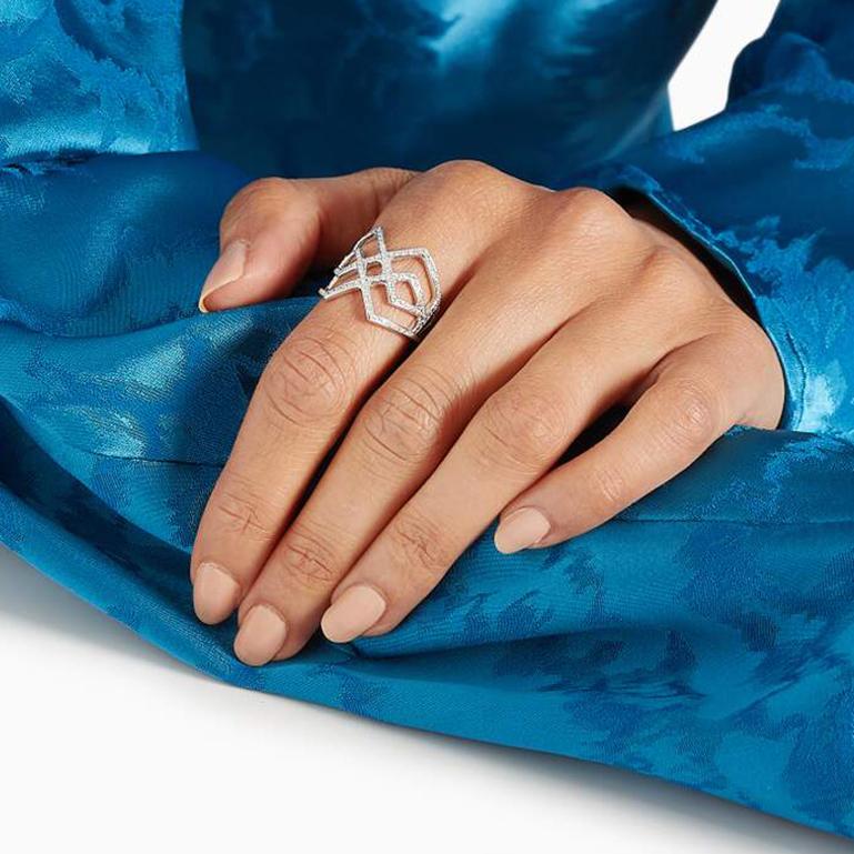 For Sale:  Ralph Masri Arabesque Deco Emerald Ring 2