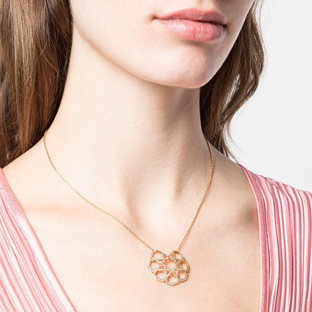 Elegant 18kt yellow gold pendant with diamonds from Ralph Masri's Arabesque Deco collection, inspired by Middle Eastern patterns and motifs infused with an Art Deco touch. 

Available in yellow, rose or white gold.
