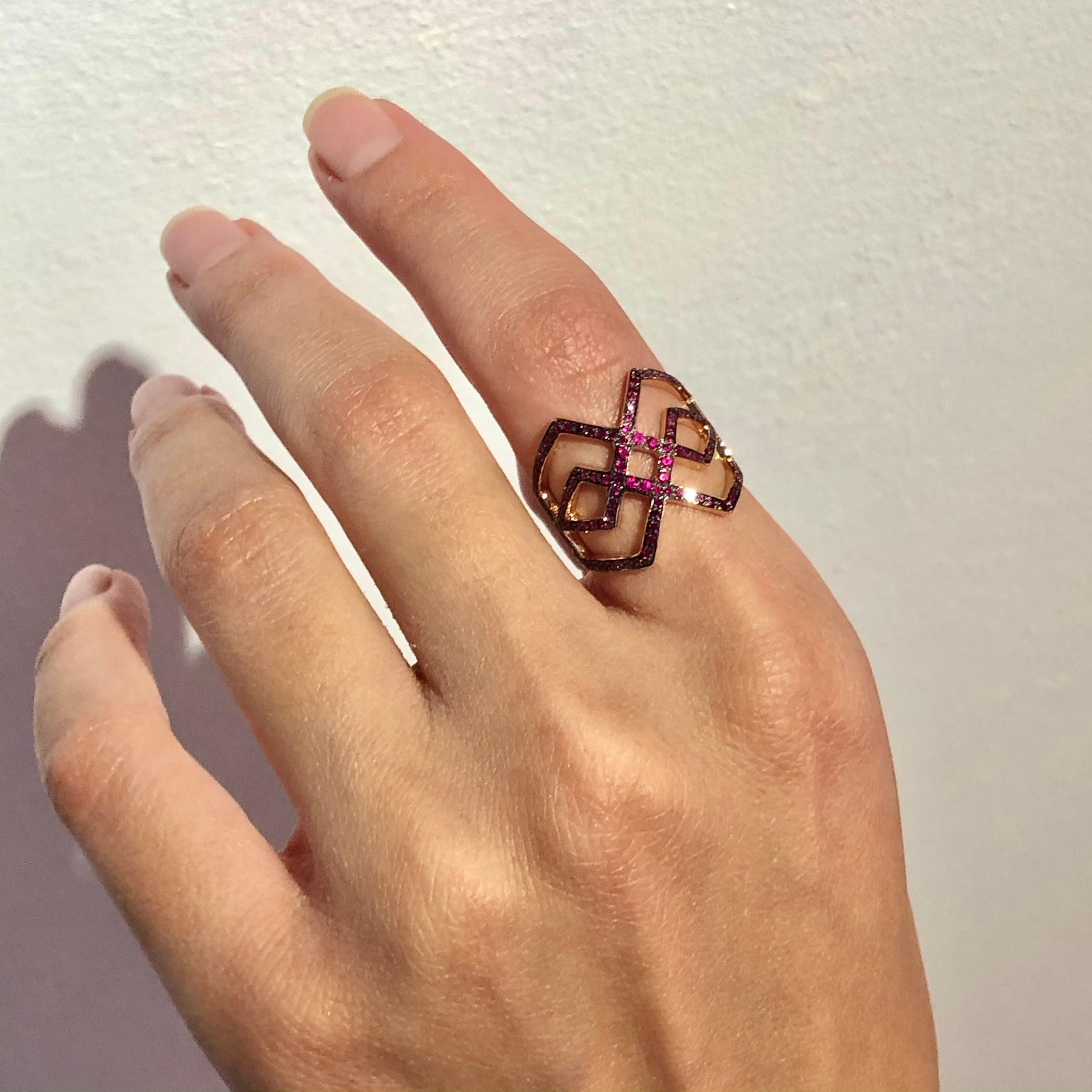 For Sale:  Ralph Masri Arabesque Deco Ruby Ring 2