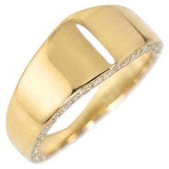 Ralph Masri Modernist 18kt Yellow Gold Diamond Signet Ring