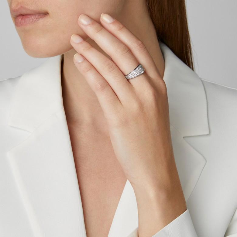 For Sale:  Ralph Masri Modernist Diamond and Sapphire Ring 4