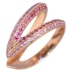 Ralph Masri, bague moderniste en saphir rose ouvert